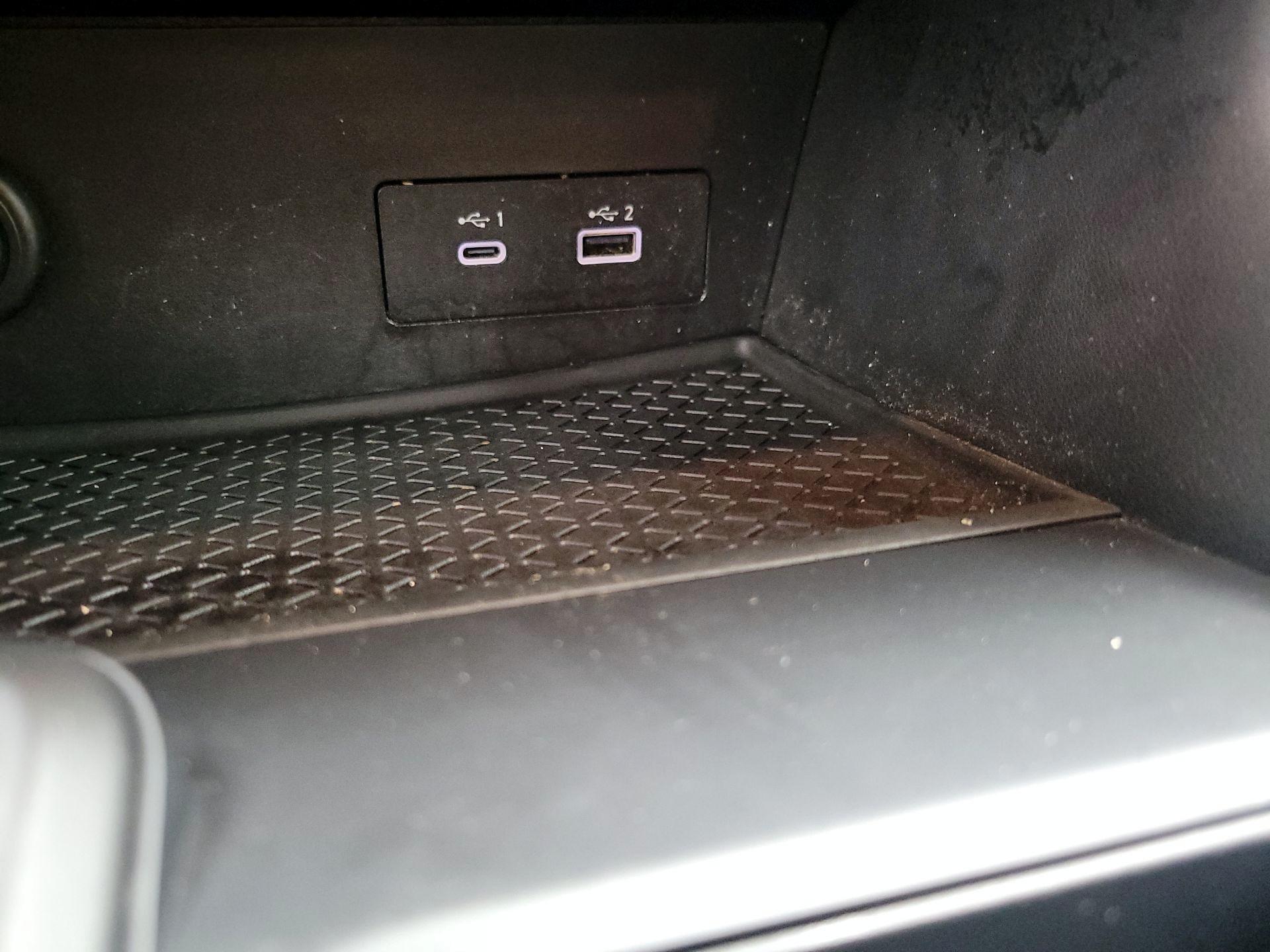 Thumbnail: 2023 Nissan Pathfinder - 18