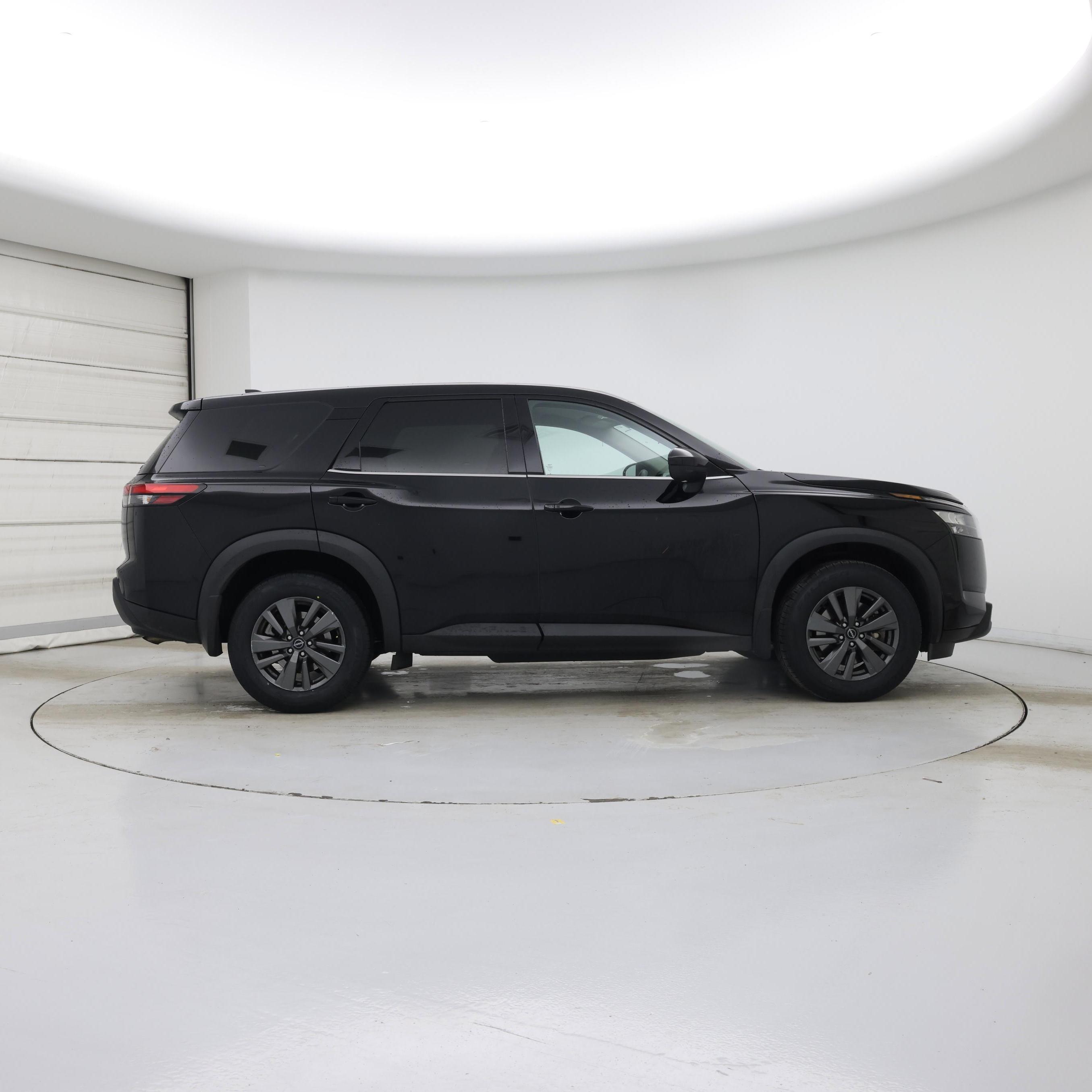 Thumbnail: 2023 Nissan Pathfinder - 7