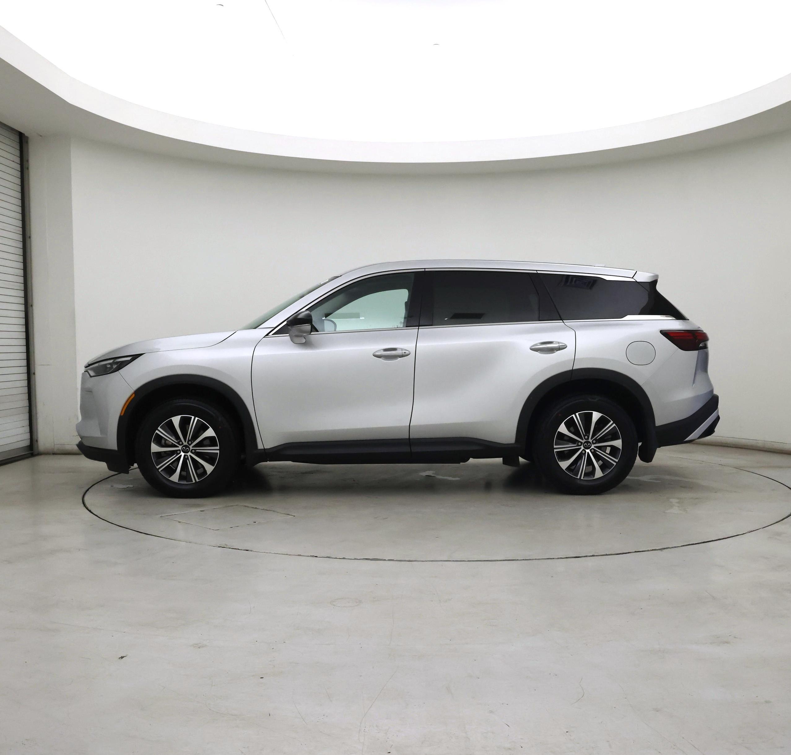 Thumbnail: 2023 INFINITI QX60 - 3