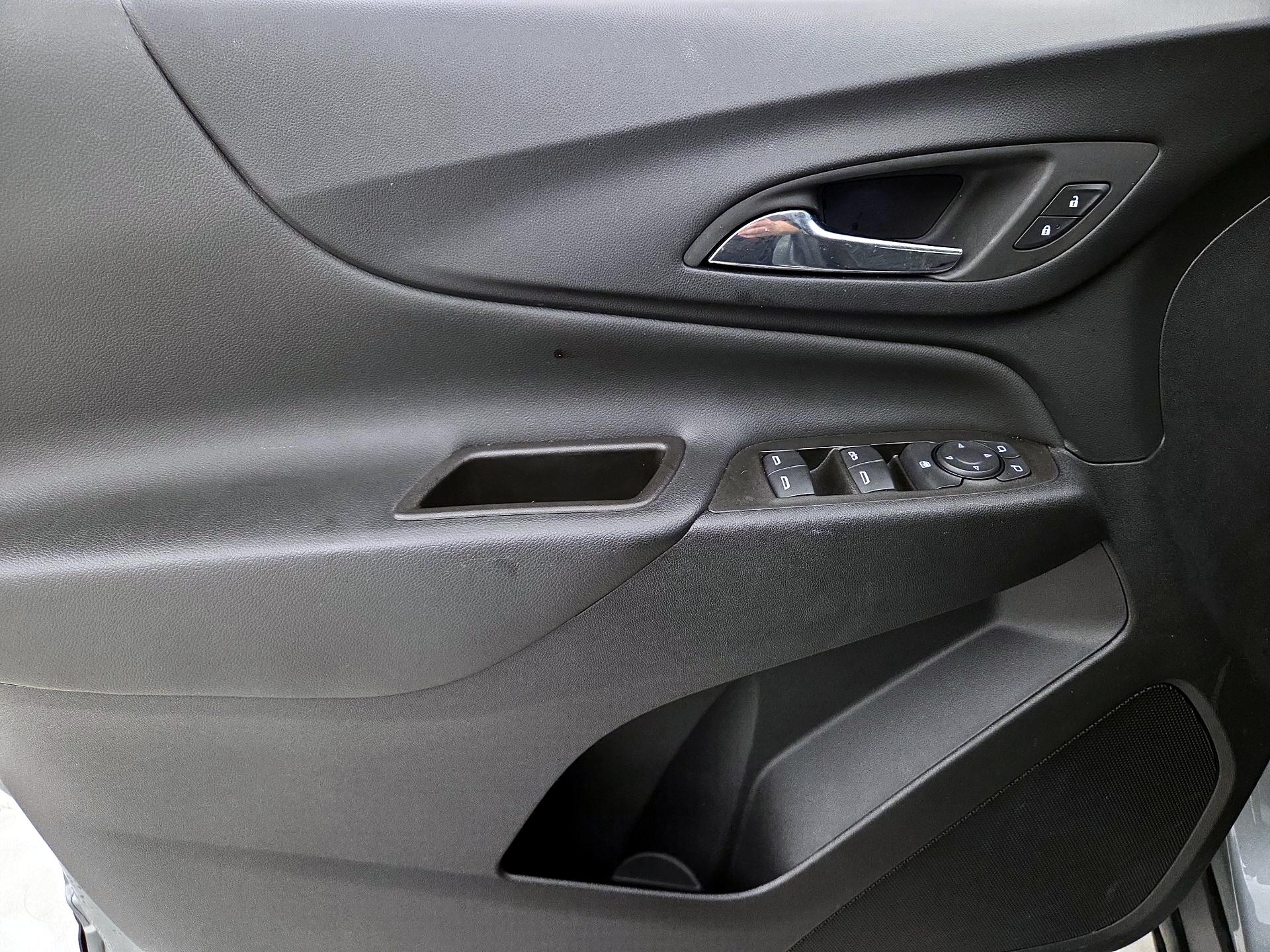 Thumbnail: 2023 Chevrolet Equinox - 12
