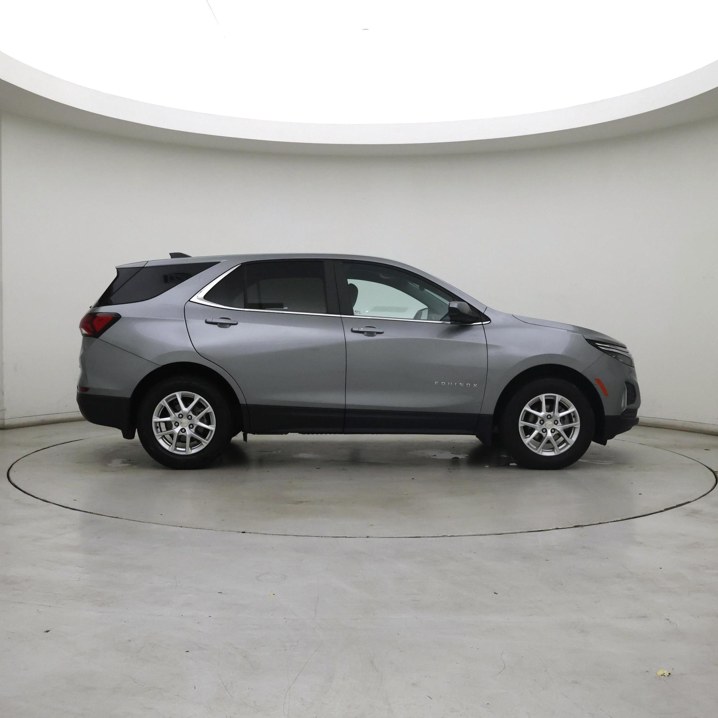 Thumbnail: 2023 Chevrolet Equinox - 7