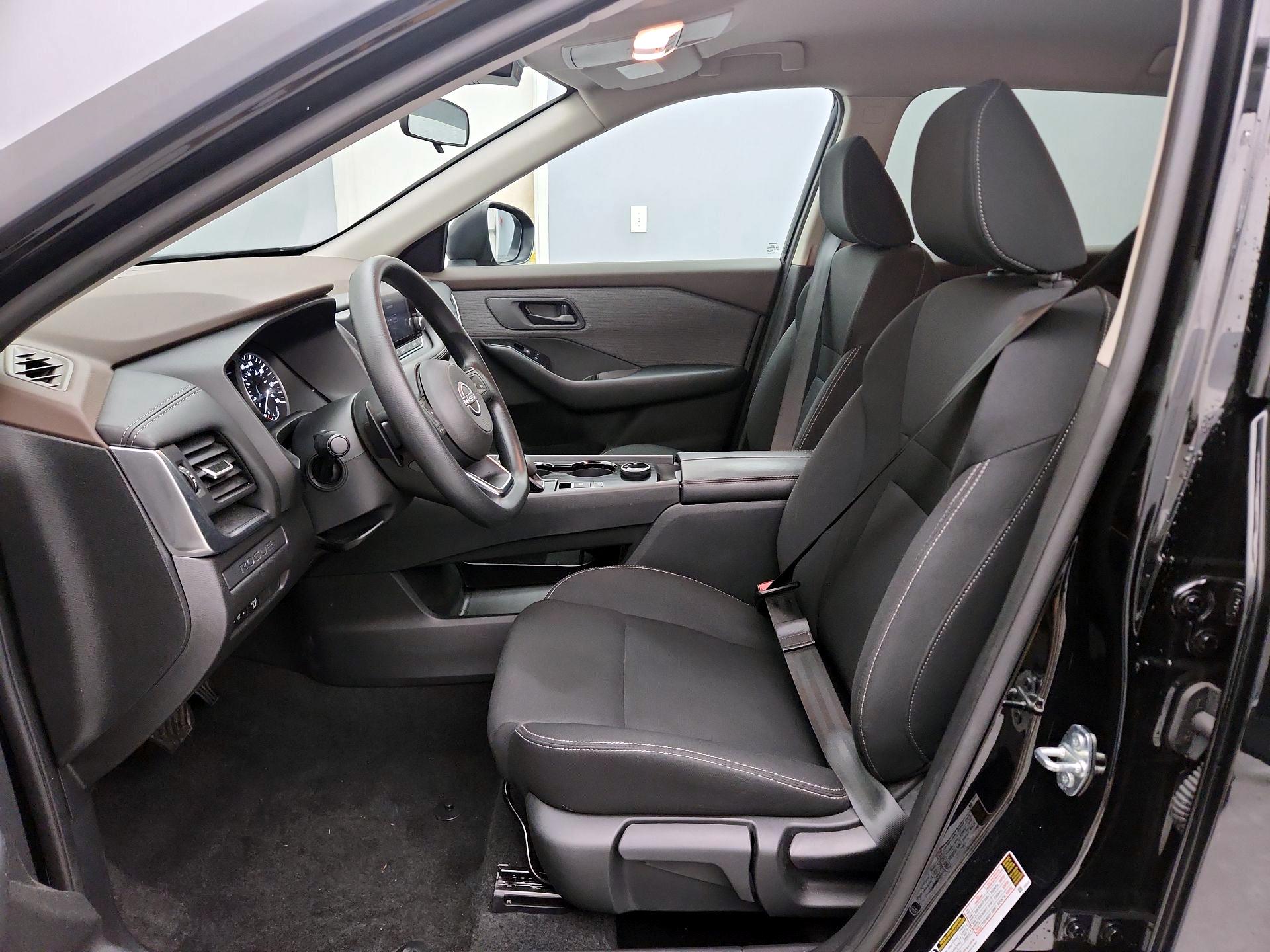 Thumbnail: 2023 Nissan Rogue - 11