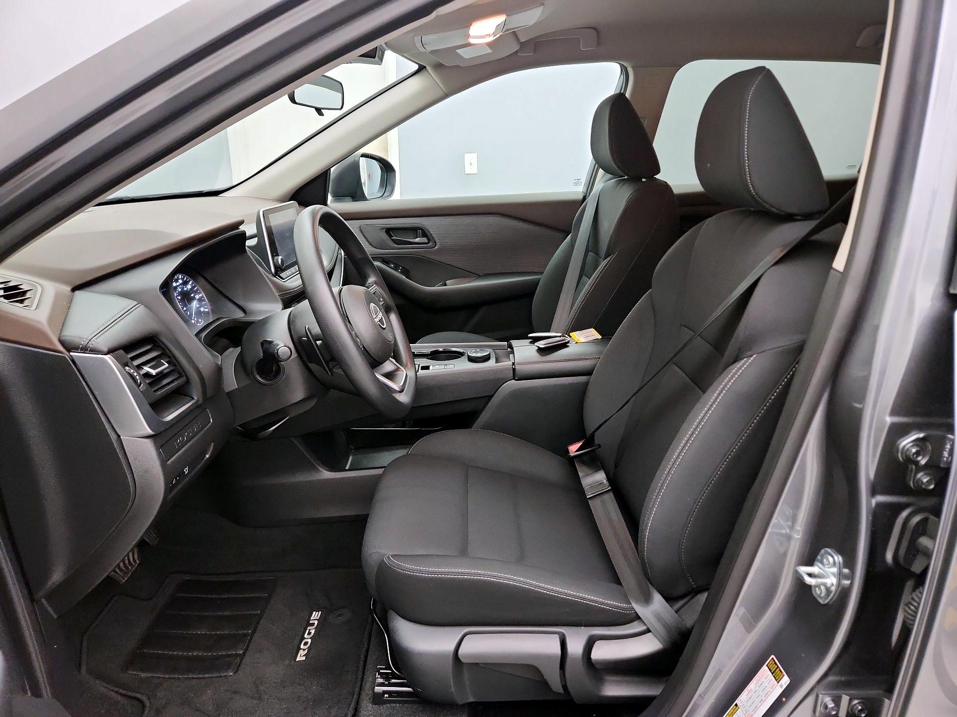 Thumbnail: 2023 Nissan Rogue - 11