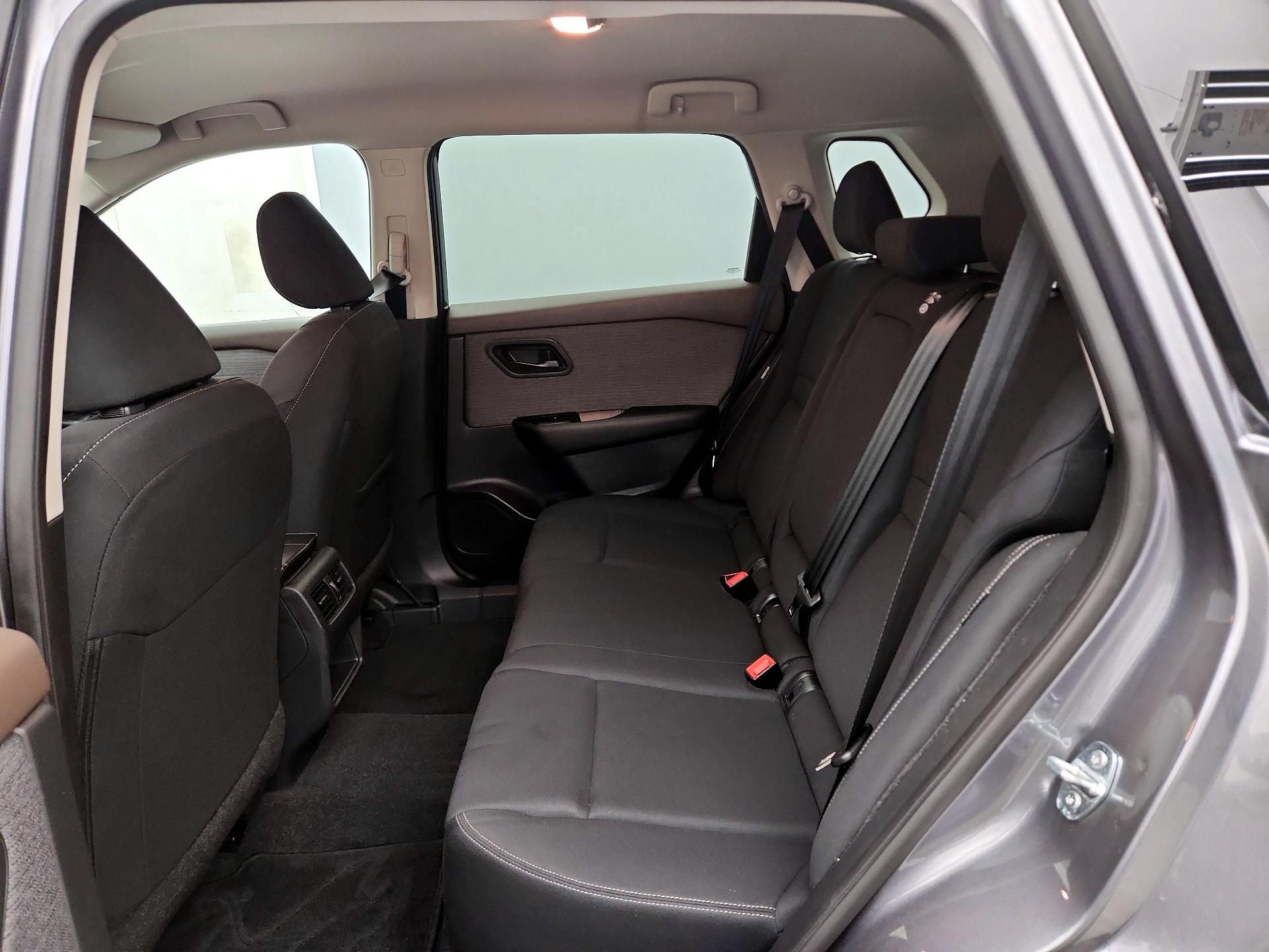 Thumbnail: 2023 Nissan Rogue - 19