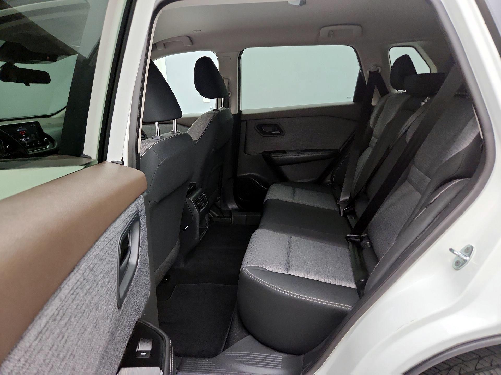 Thumbnail: 2022 Nissan Rogue - 19