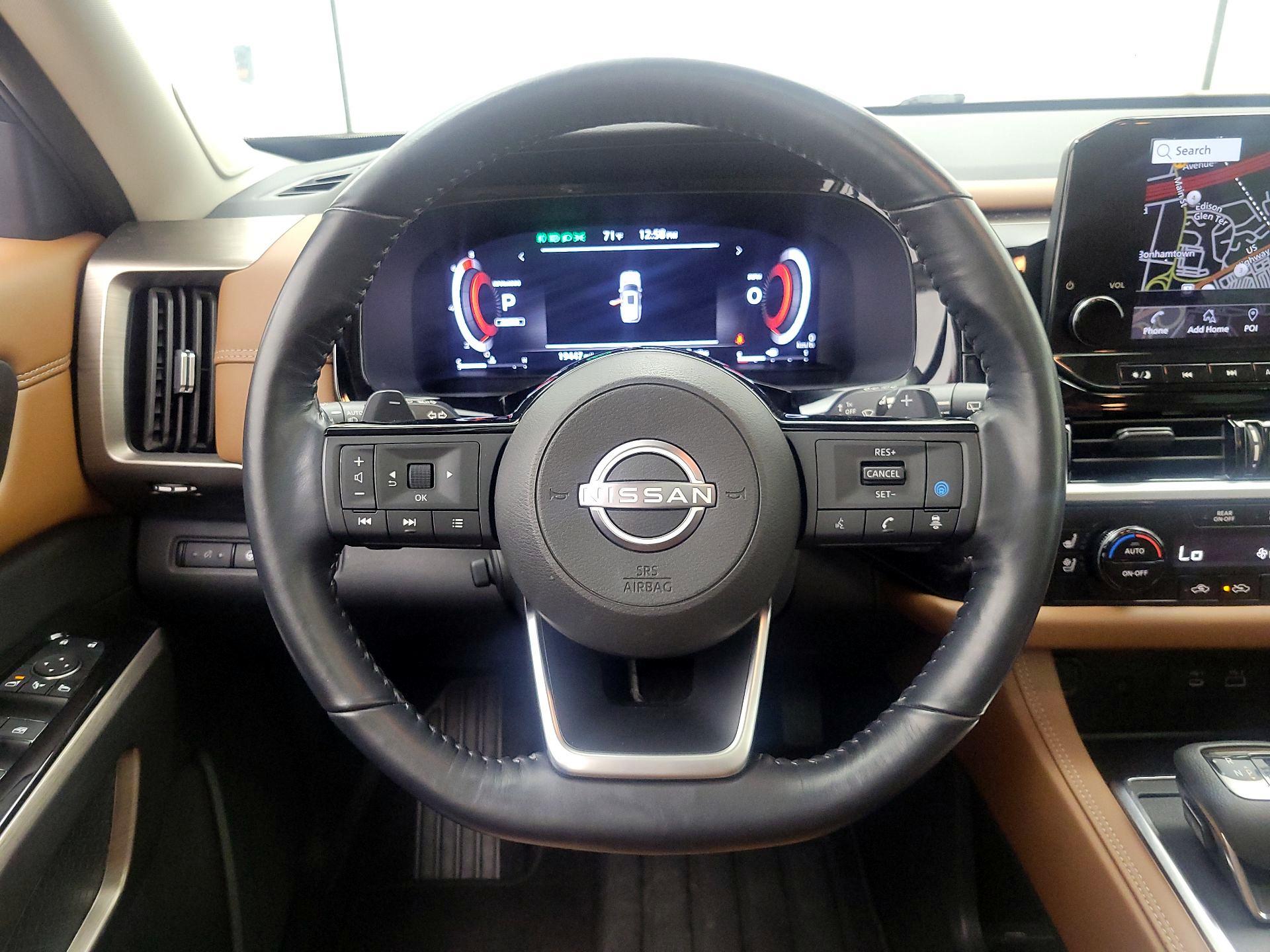 Thumbnail: 2023 Nissan Pathfinder - 10