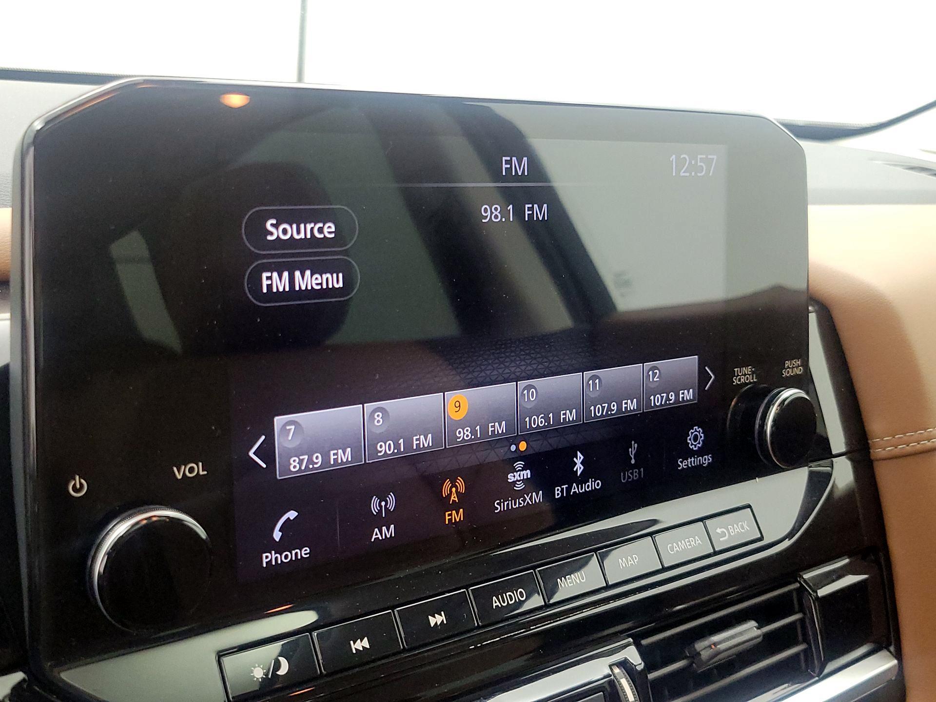 Thumbnail: 2023 Nissan Pathfinder - 16