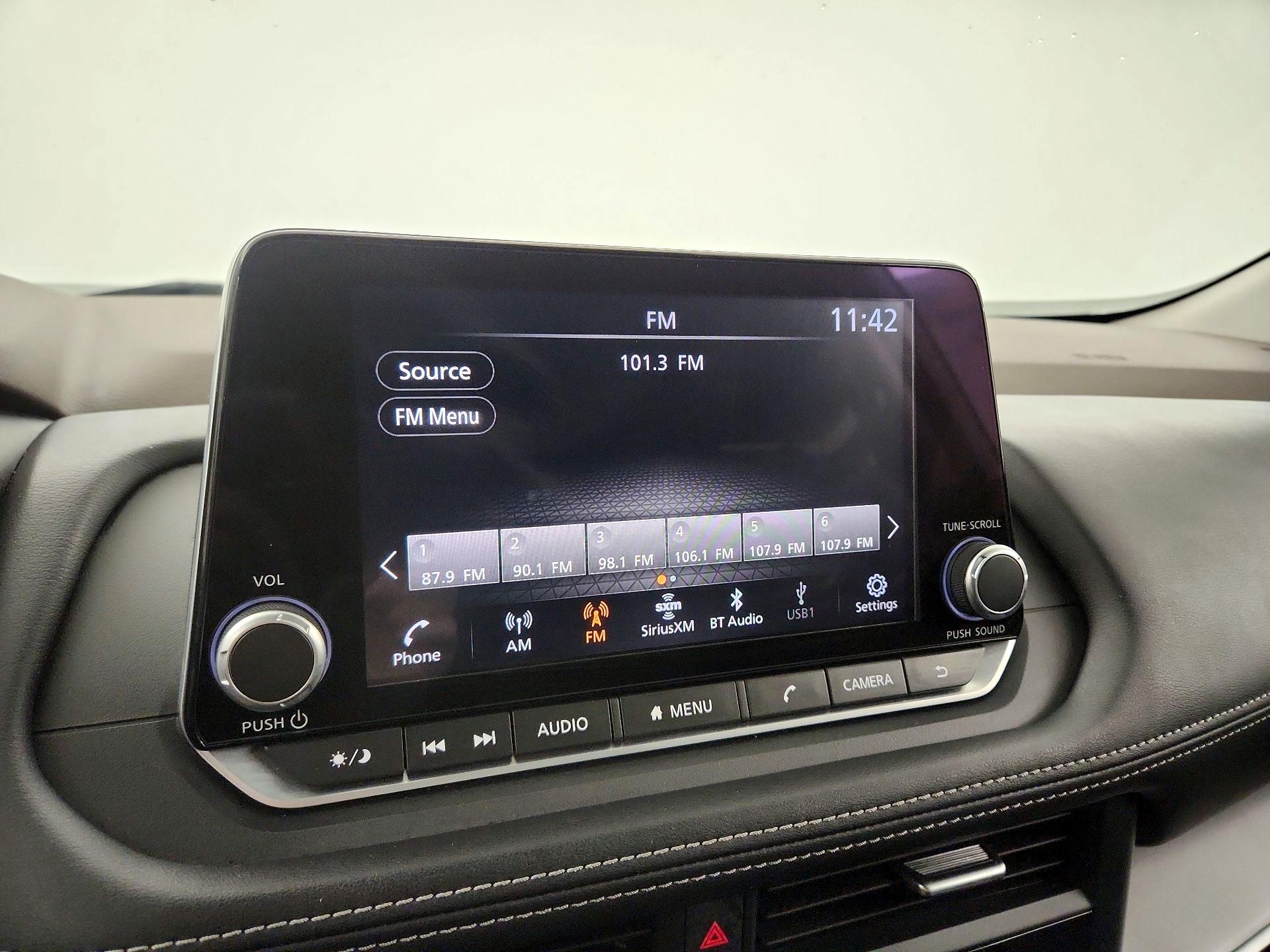 Thumbnail: 2023 Nissan Rogue - 15