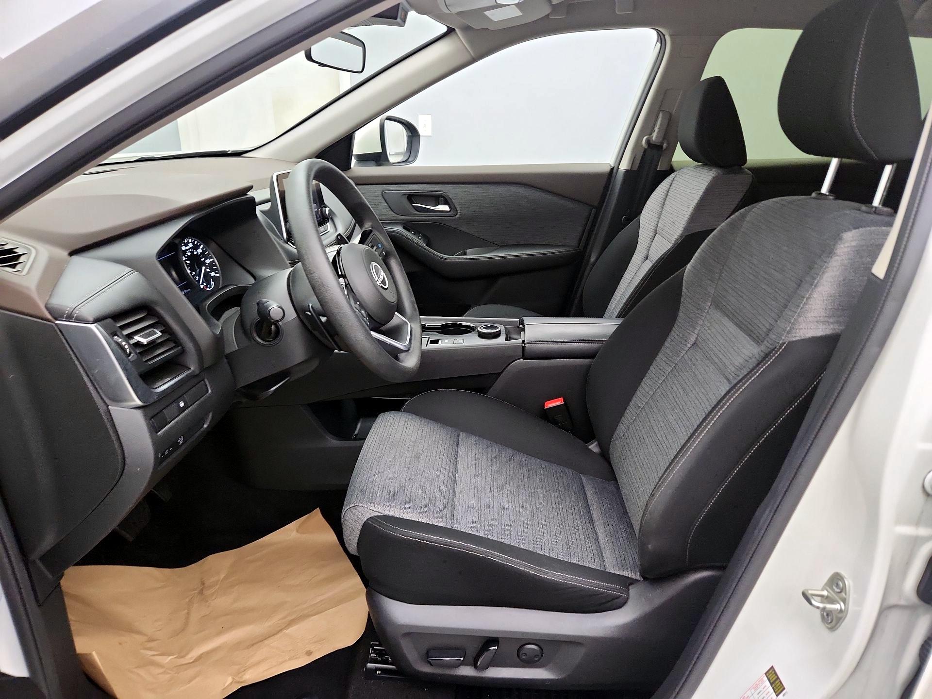 Thumbnail: 2023 Nissan Rogue - 11