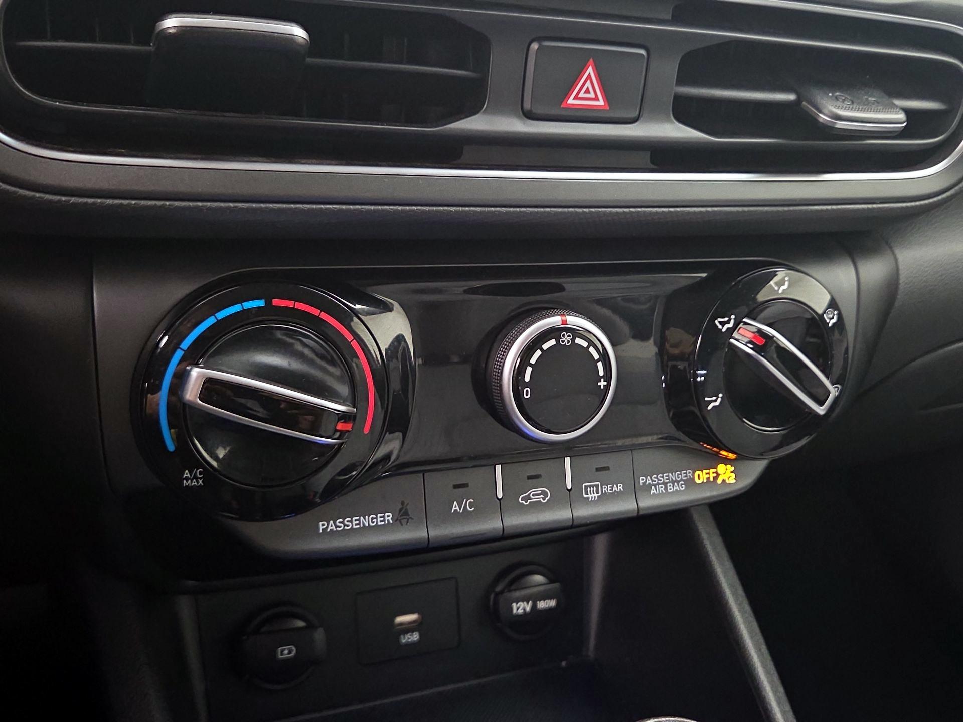 Thumbnail: 2022 Hyundai Kona - 16