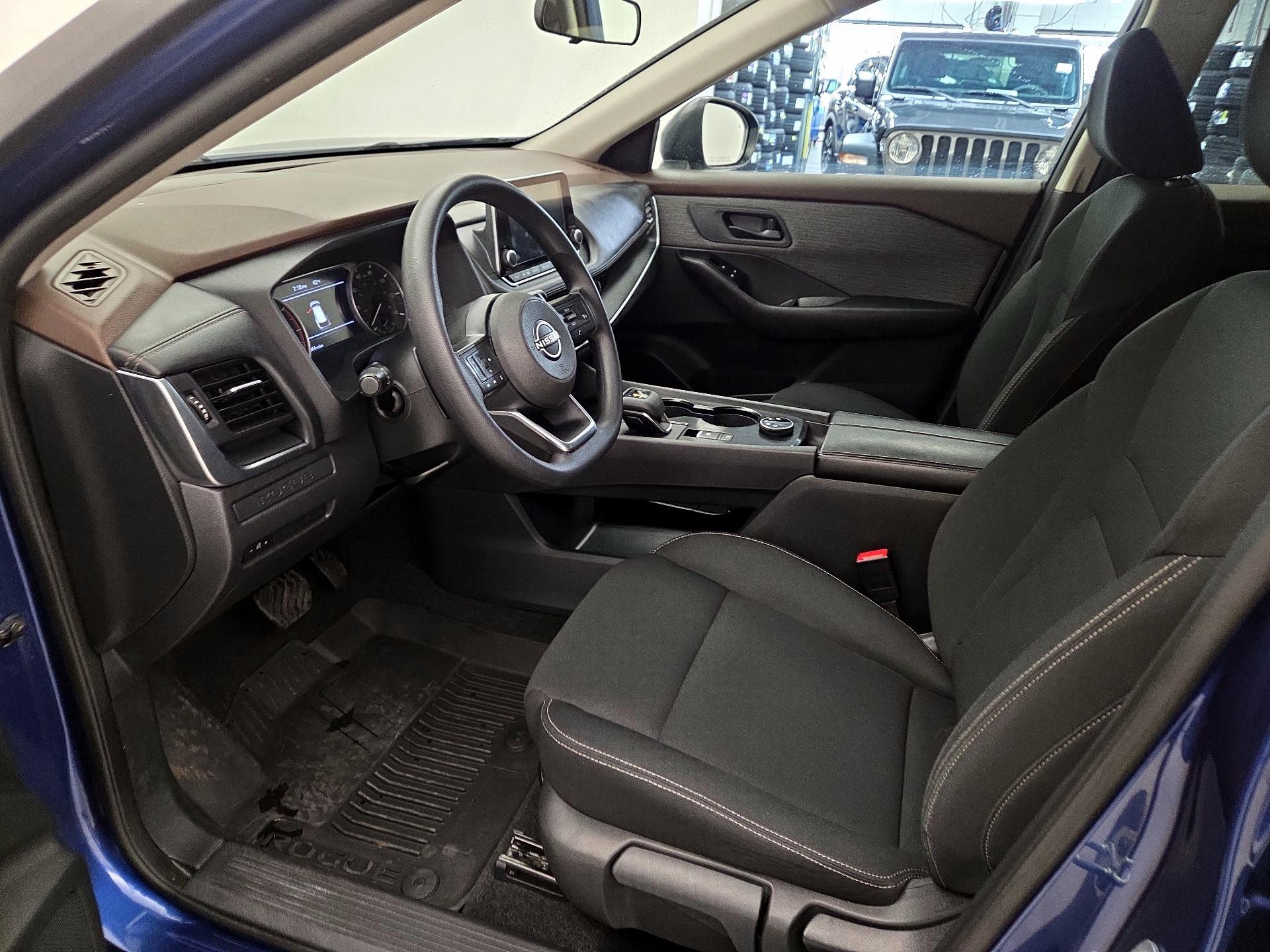 Thumbnail: 2023 Nissan Rogue - 11