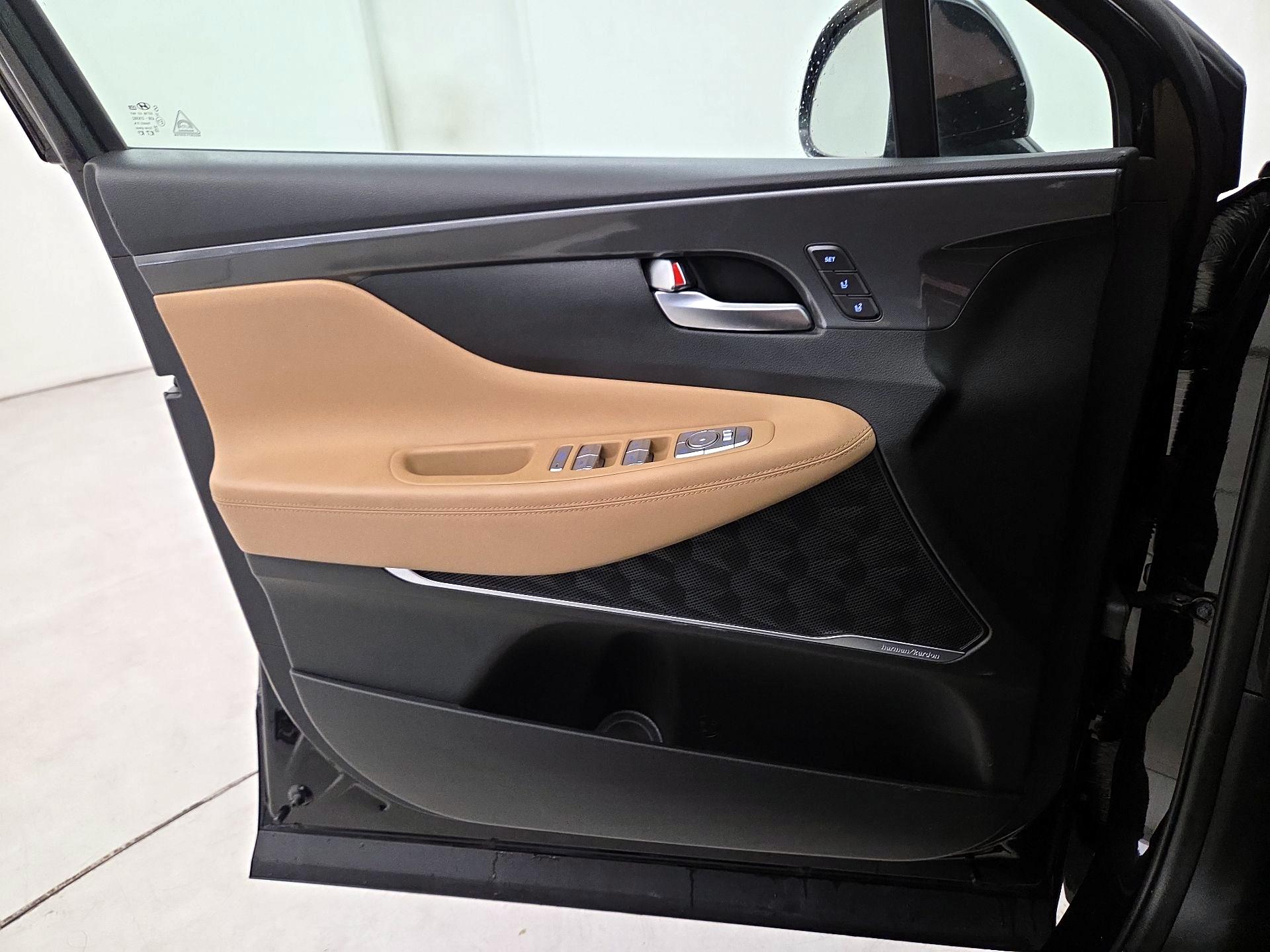 Thumbnail: 2023 Hyundai Santa Fe - 12