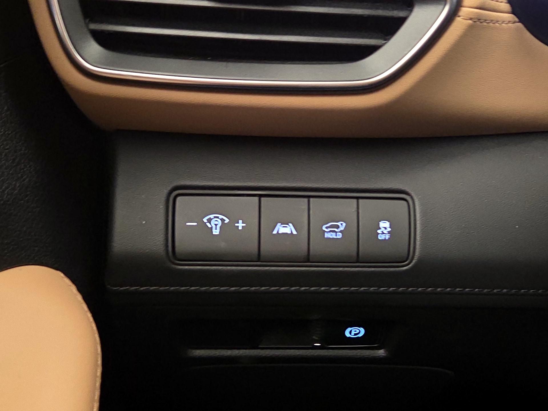 Thumbnail: 2023 Hyundai Santa Fe - 13