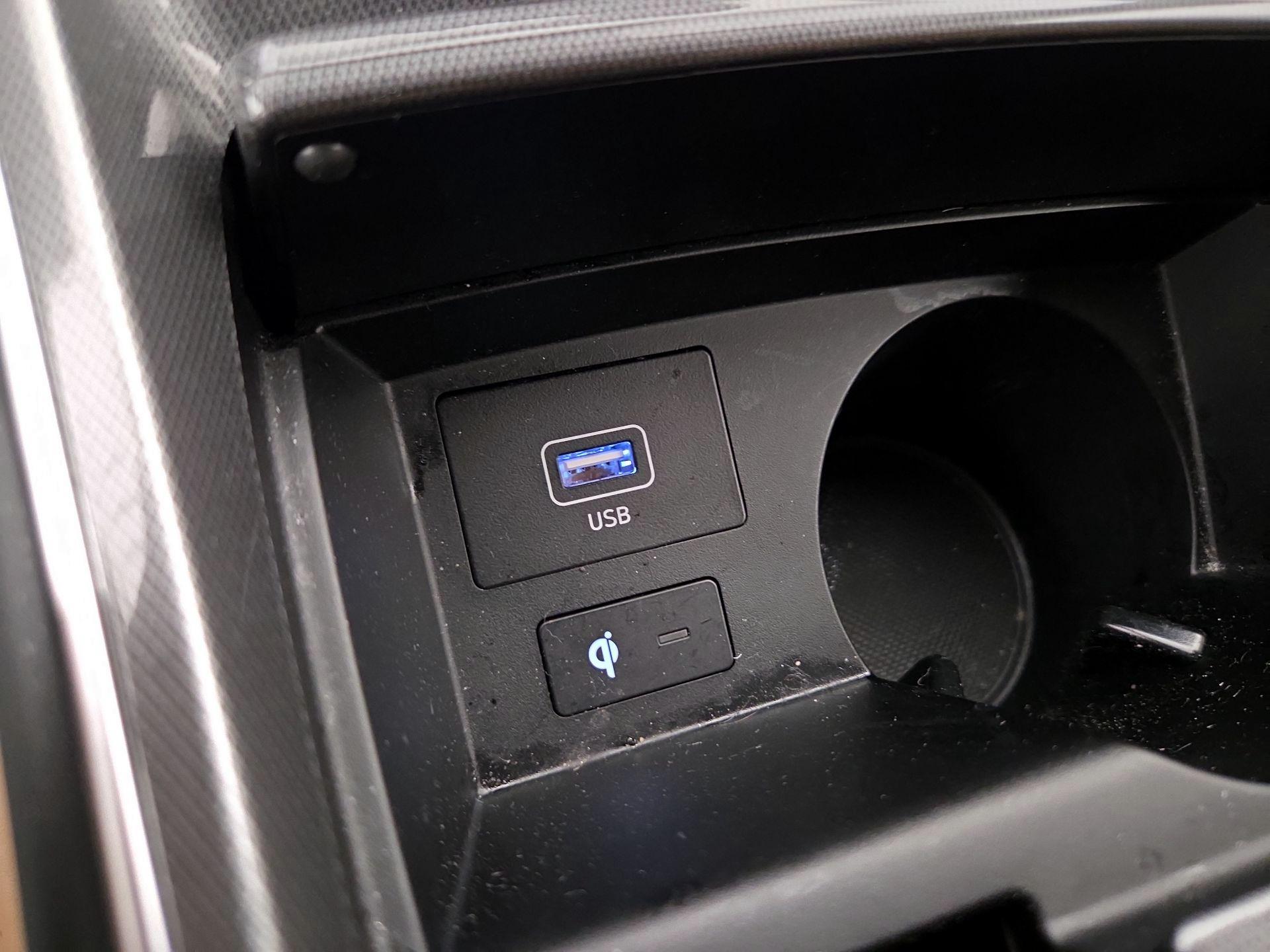 Thumbnail: 2023 Hyundai Santa Fe - 19