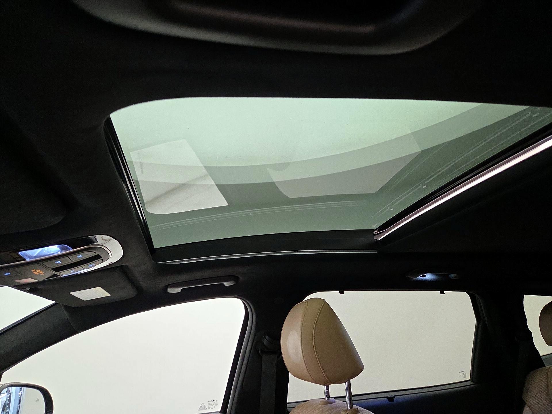 Thumbnail: 2023 Hyundai Santa Fe - 20