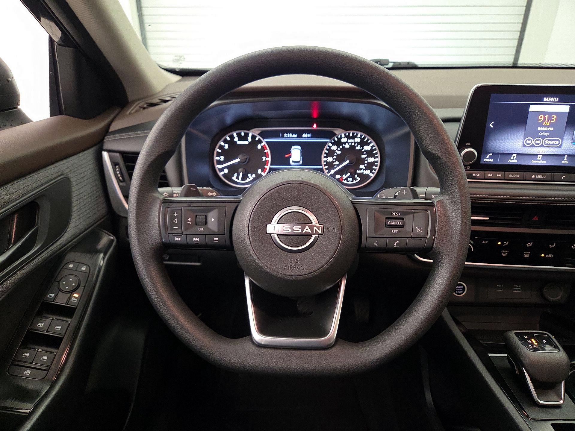 Thumbnail: 2023 Nissan Rogue - 10