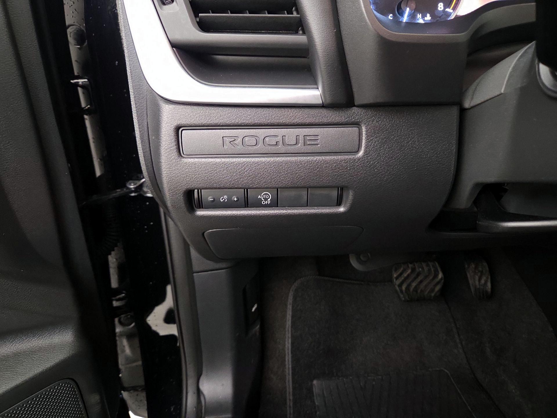 Thumbnail: 2023 Nissan Rogue - 13