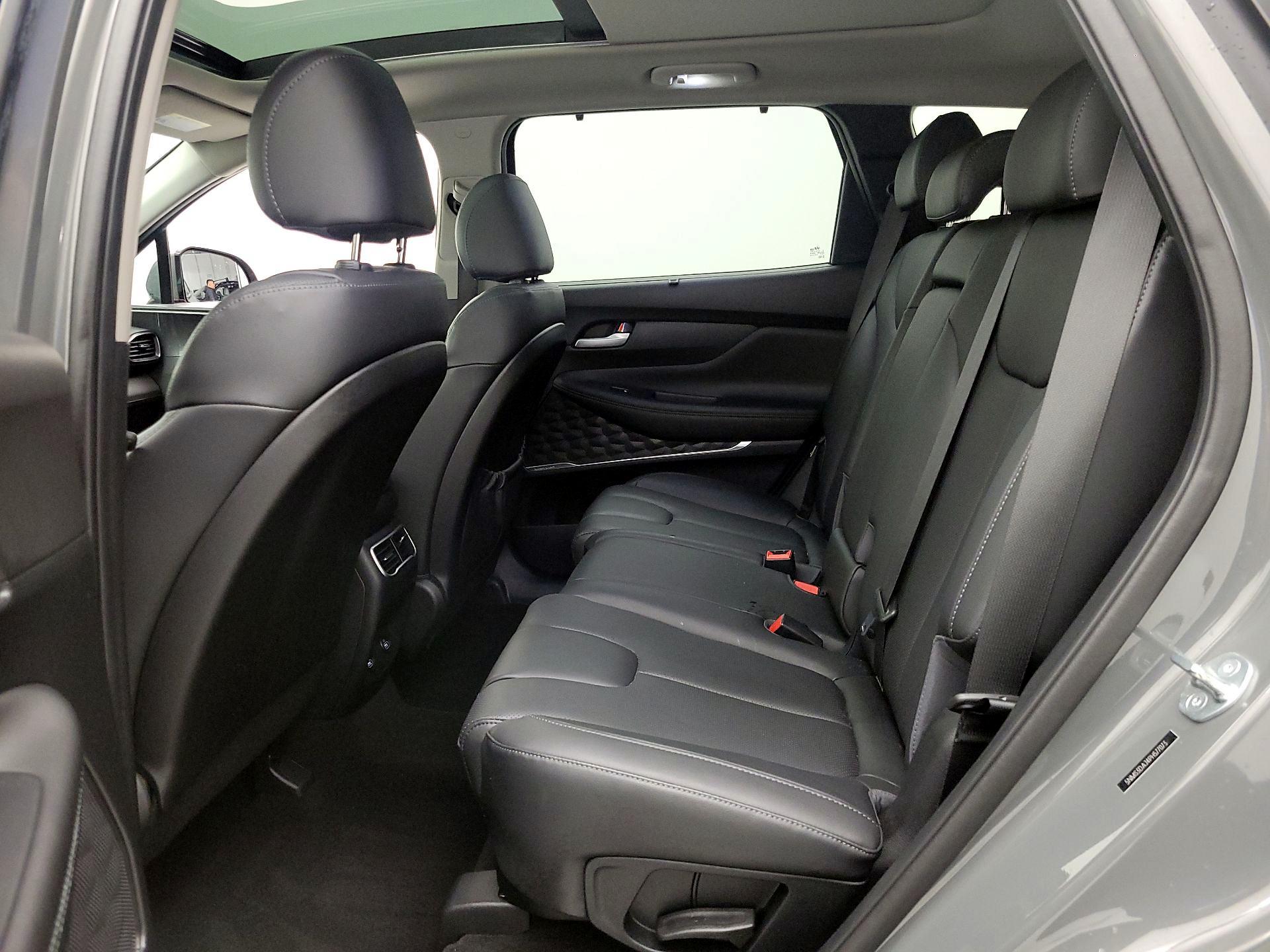 Thumbnail: 2023 Hyundai Santa Fe - 18