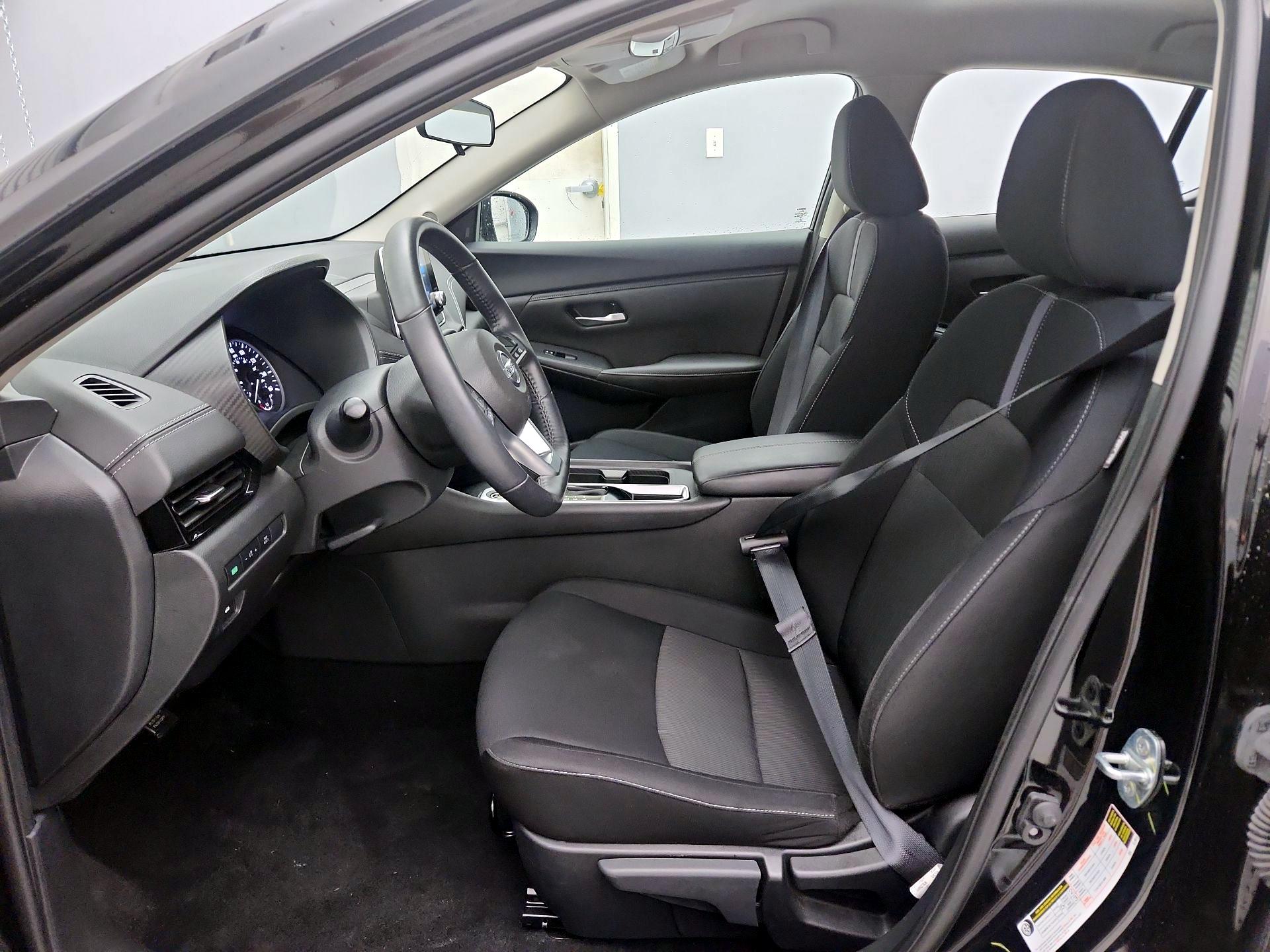 Thumbnail: 2023 Nissan Sentra - 11