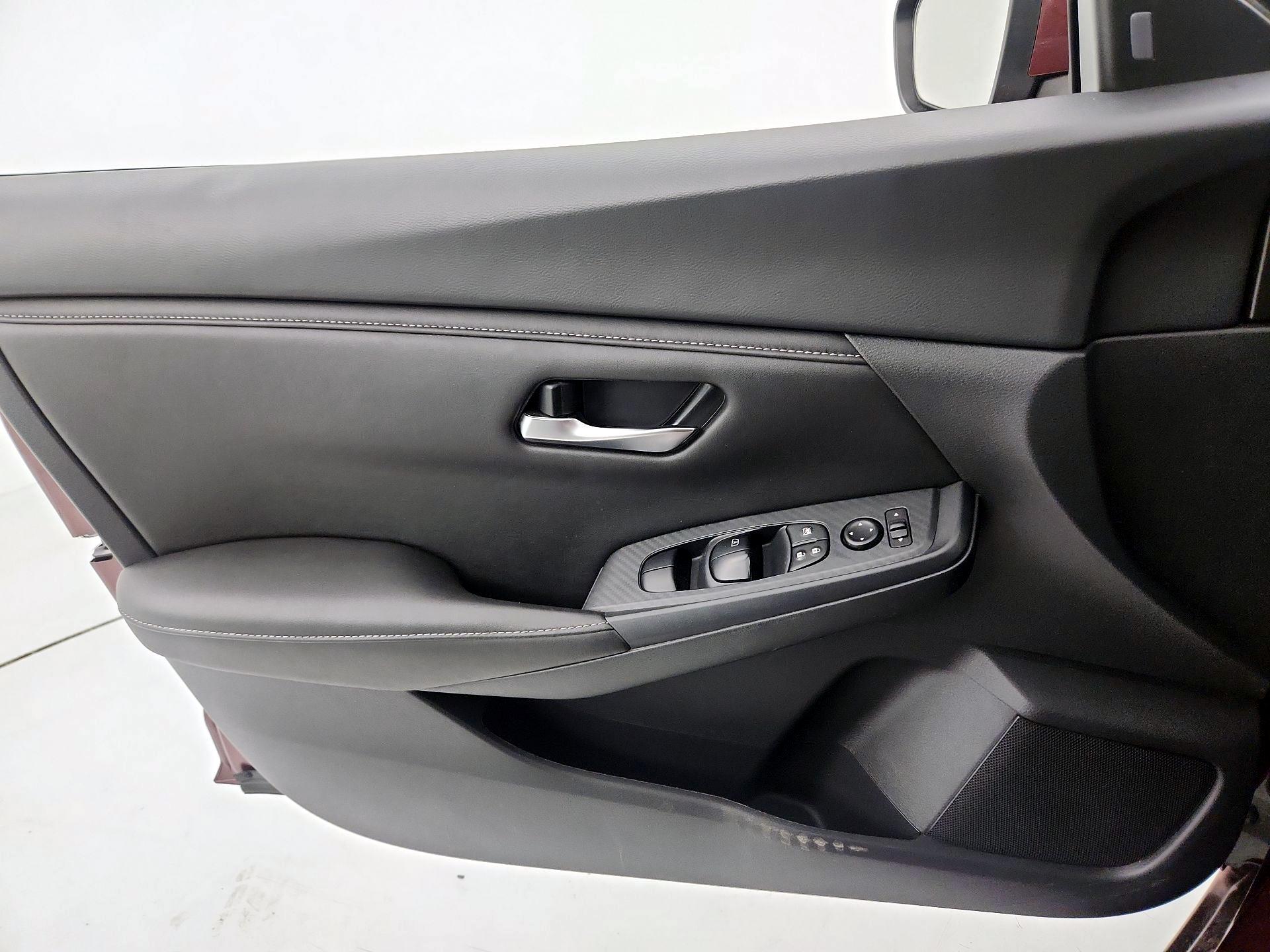 Thumbnail: 2024 Nissan Sentra - 12