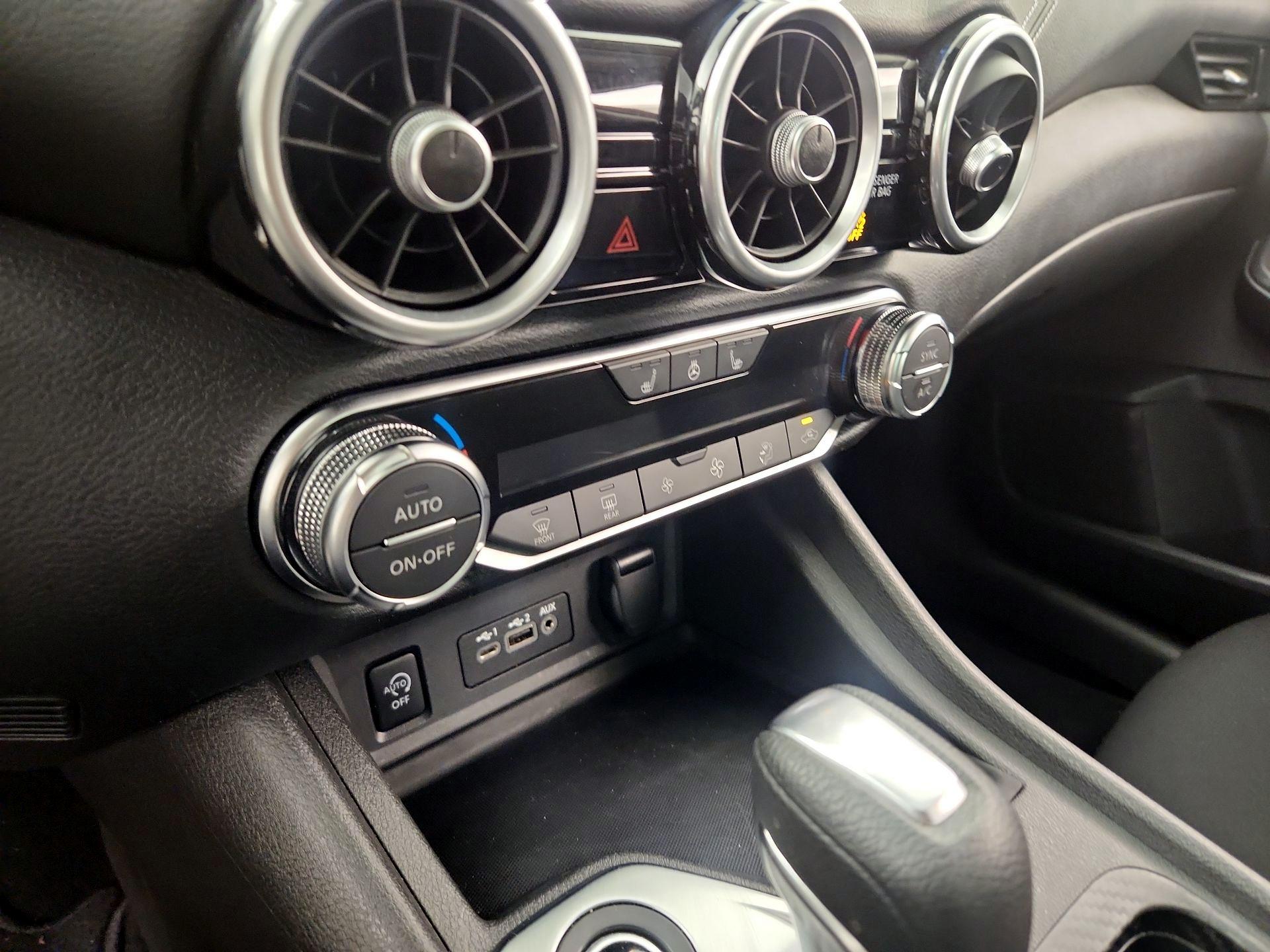 Thumbnail: 2024 Nissan Sentra - 16