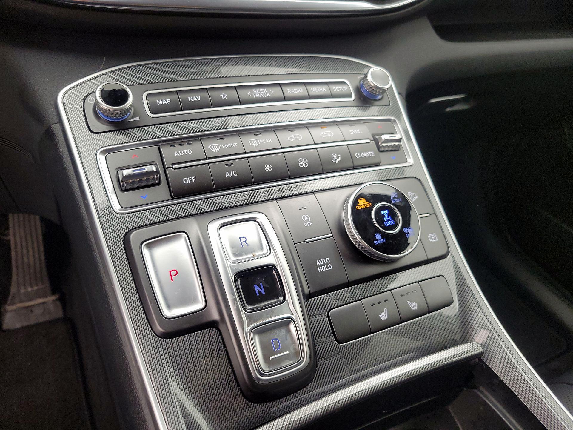 Thumbnail: 2023 Hyundai Santa Fe - 17