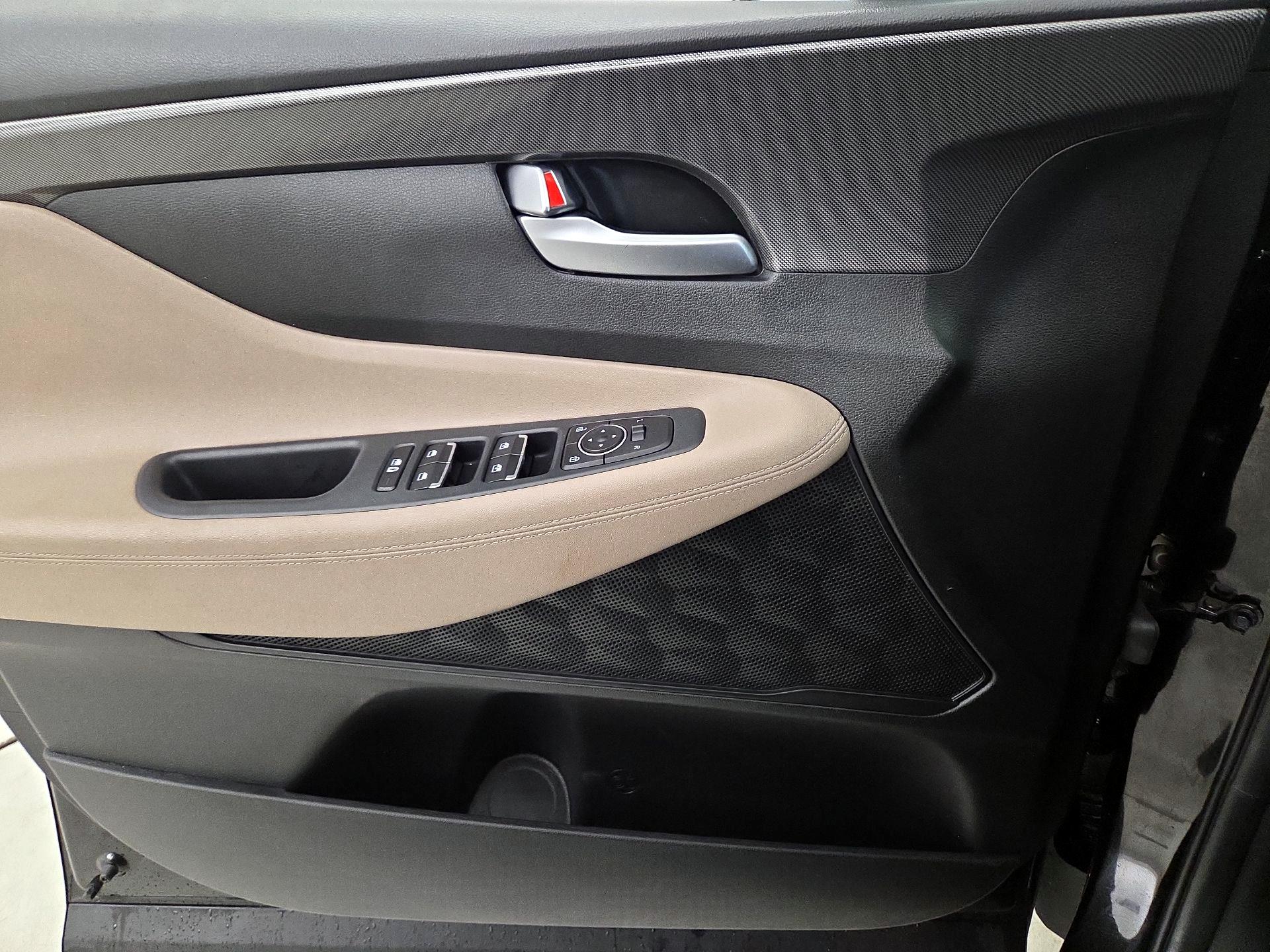 Thumbnail: 2023 Hyundai Santa Fe - 12