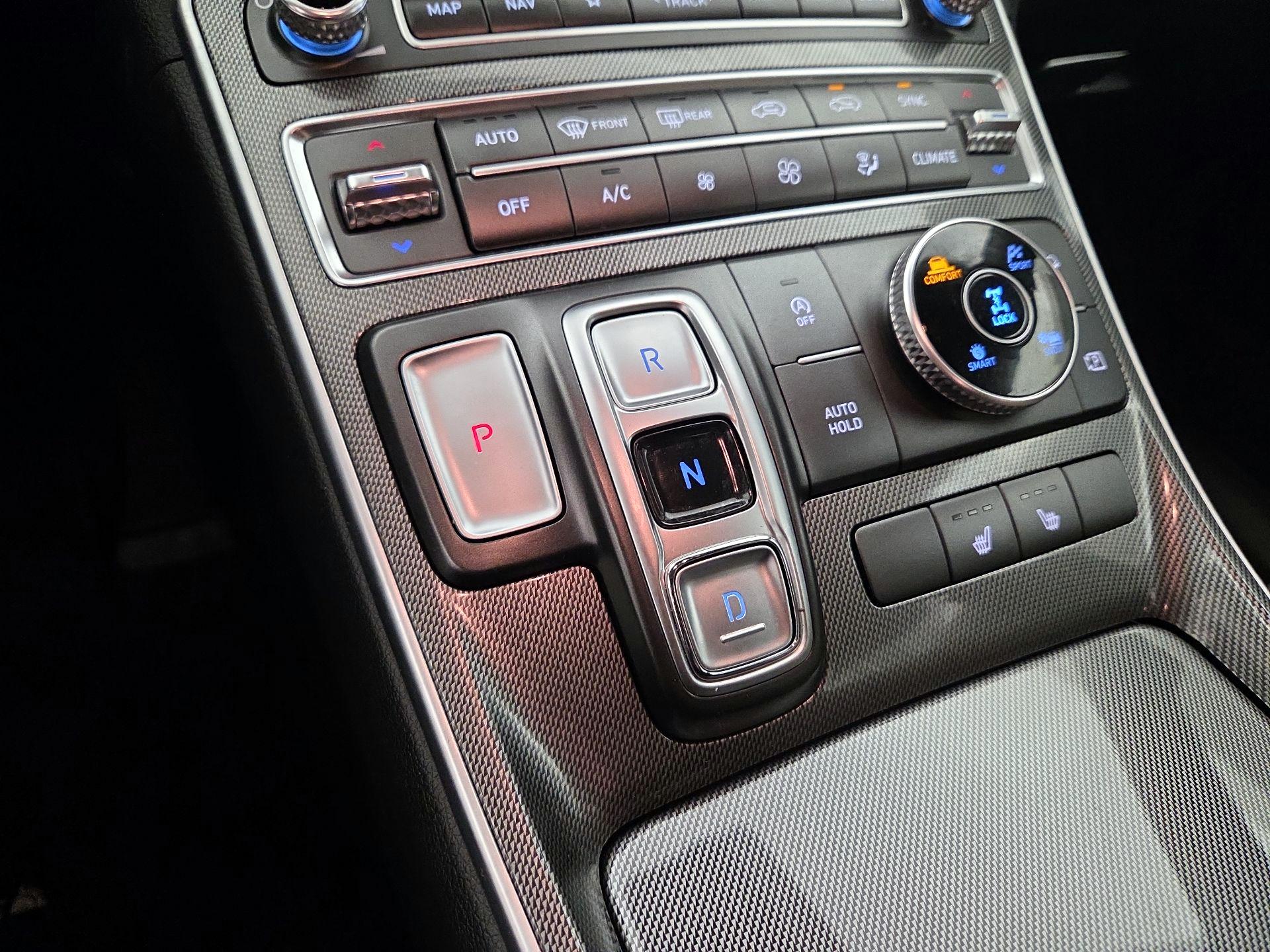 Thumbnail: 2023 Hyundai Santa Fe - 17