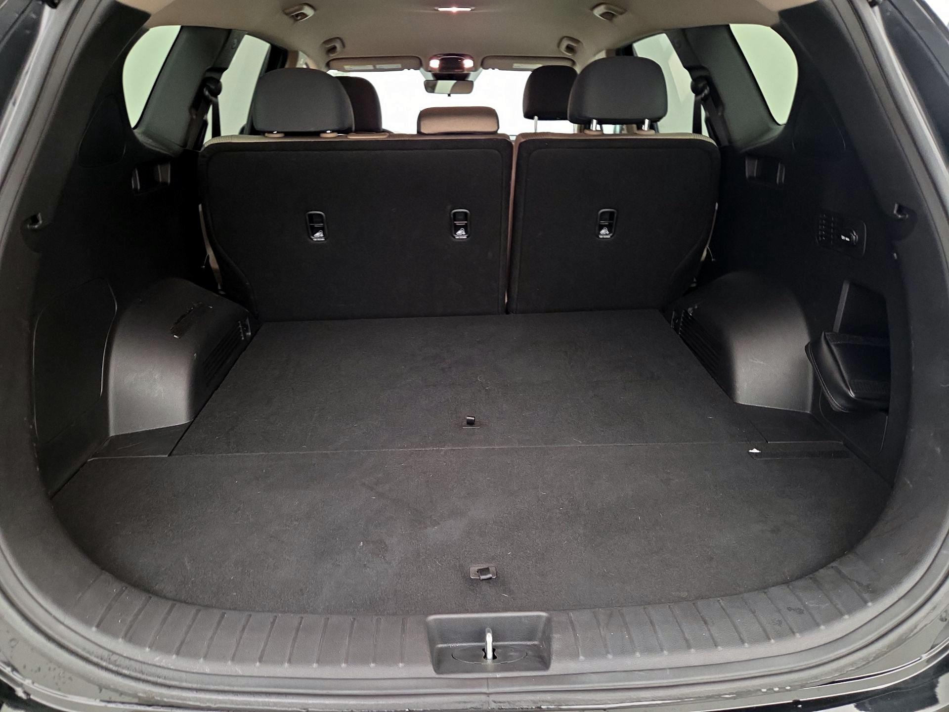 Thumbnail: 2023 Hyundai Santa Fe - 19