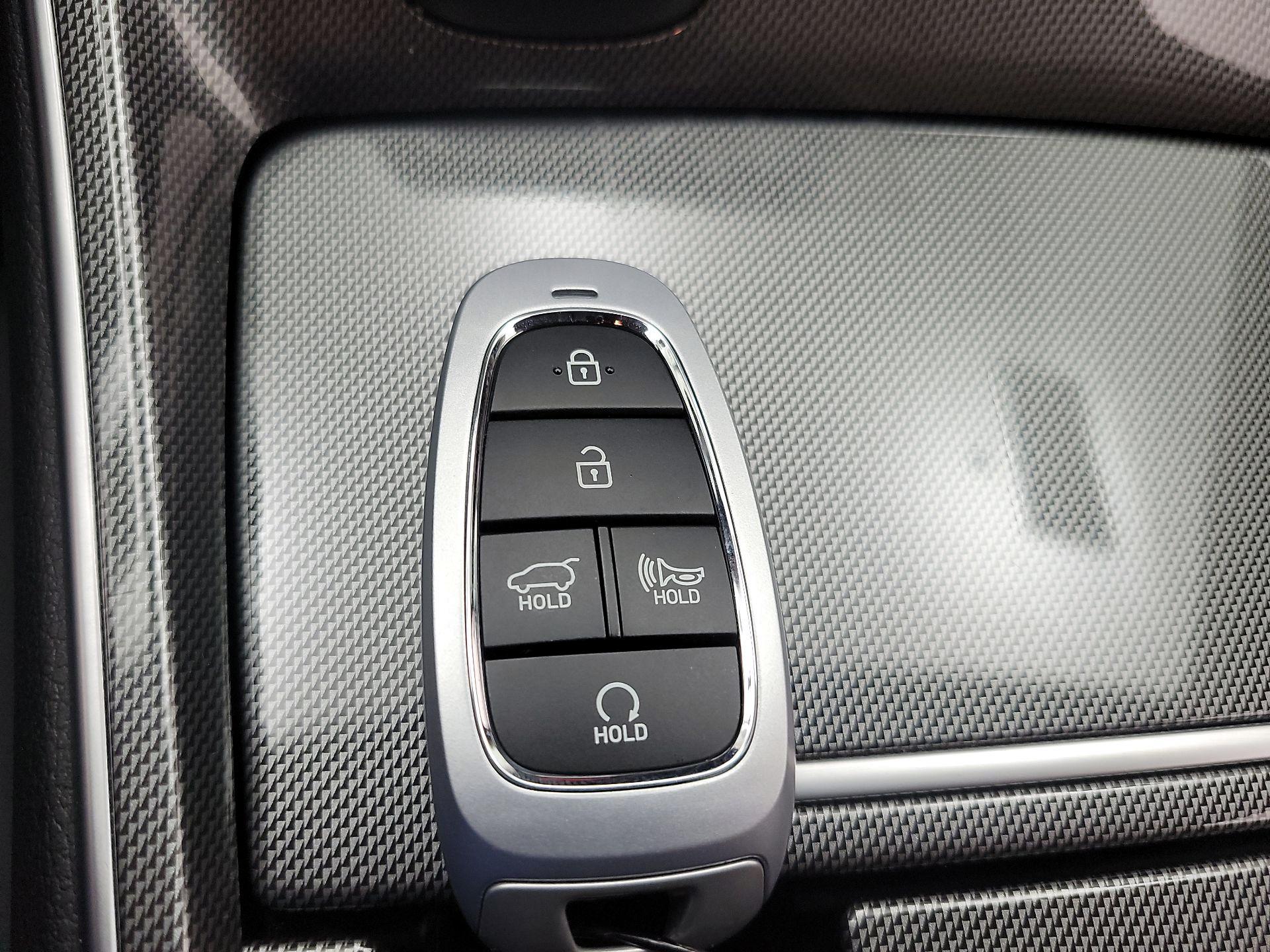 Thumbnail: 2023 Hyundai Santa Fe - 20