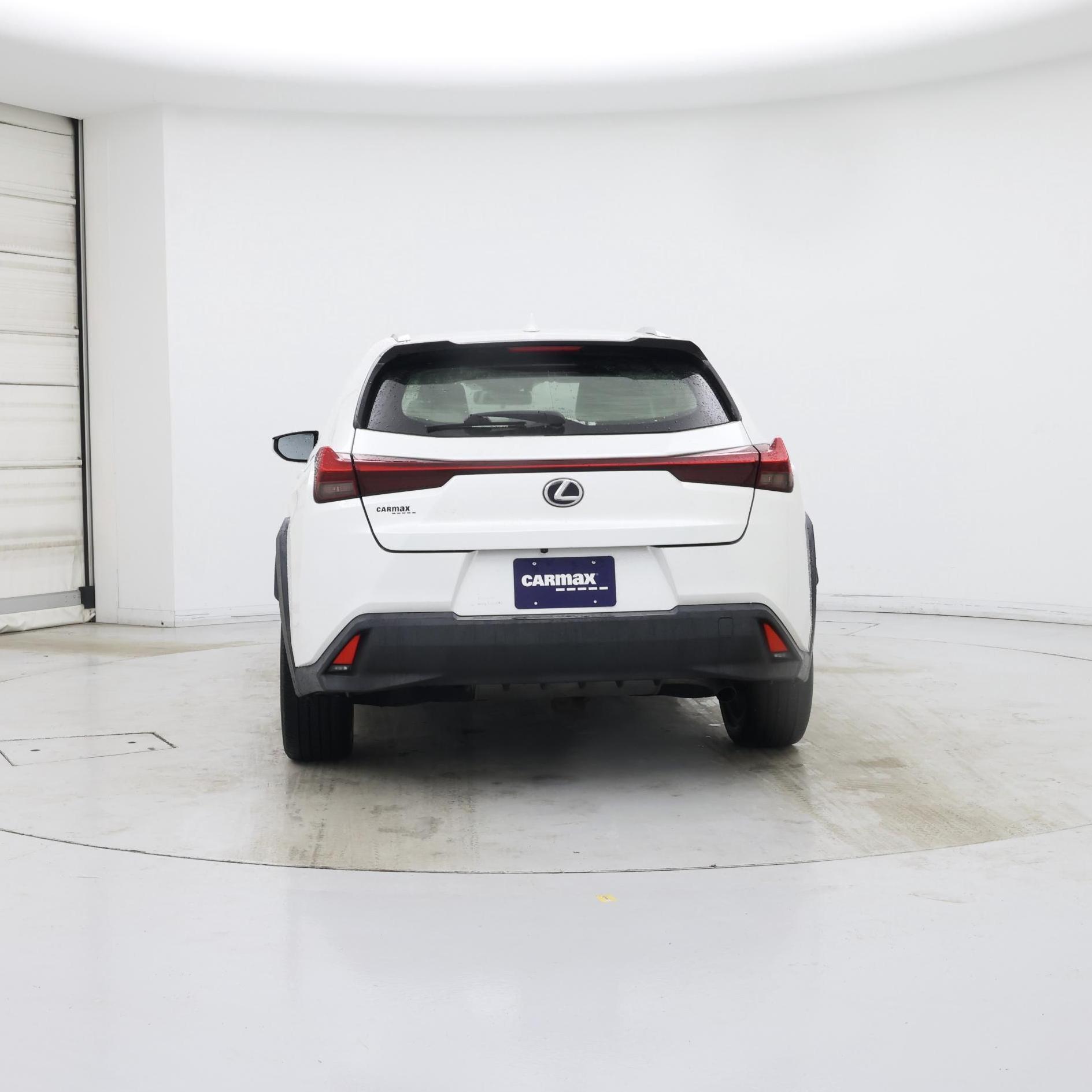 Thumbnail: 2021 Lexus UX - 6