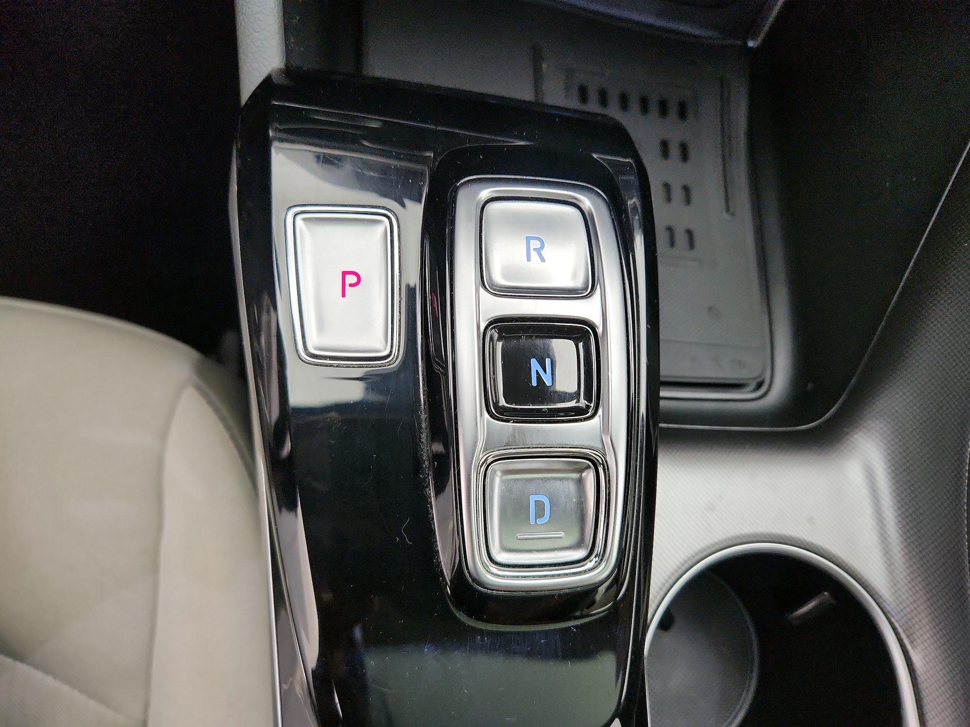 Thumbnail: 2023 Hyundai Sonata - 18