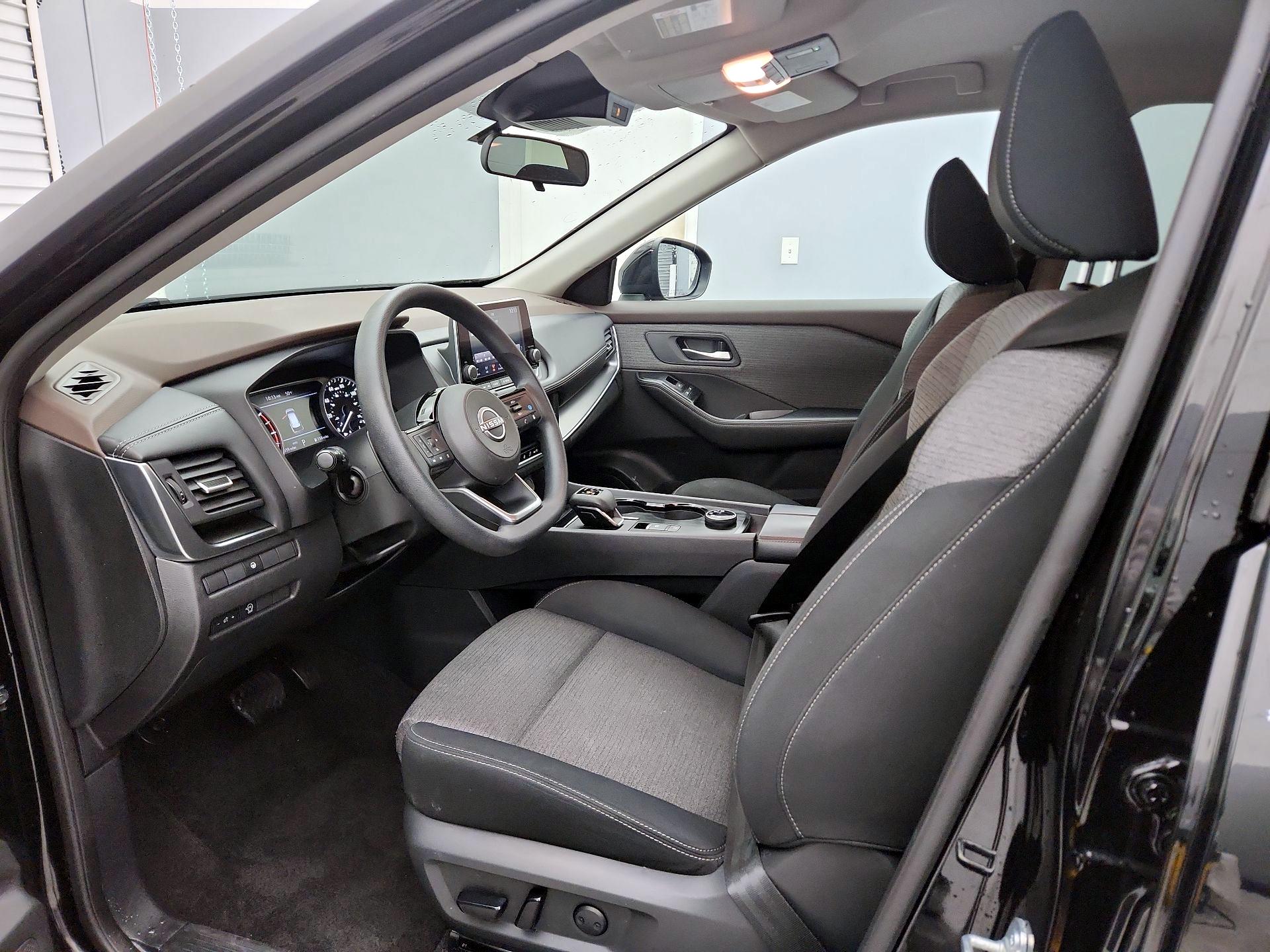 Thumbnail: 2023 Nissan Rogue - 11