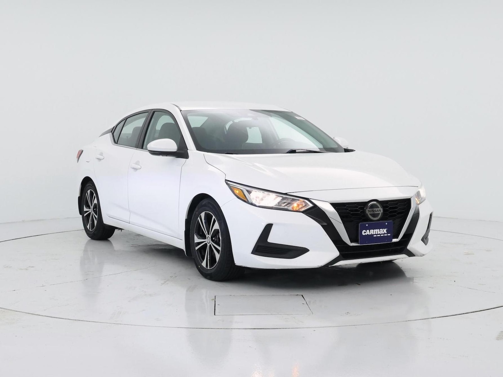2020 Nissan Sentra SV - Photo 2