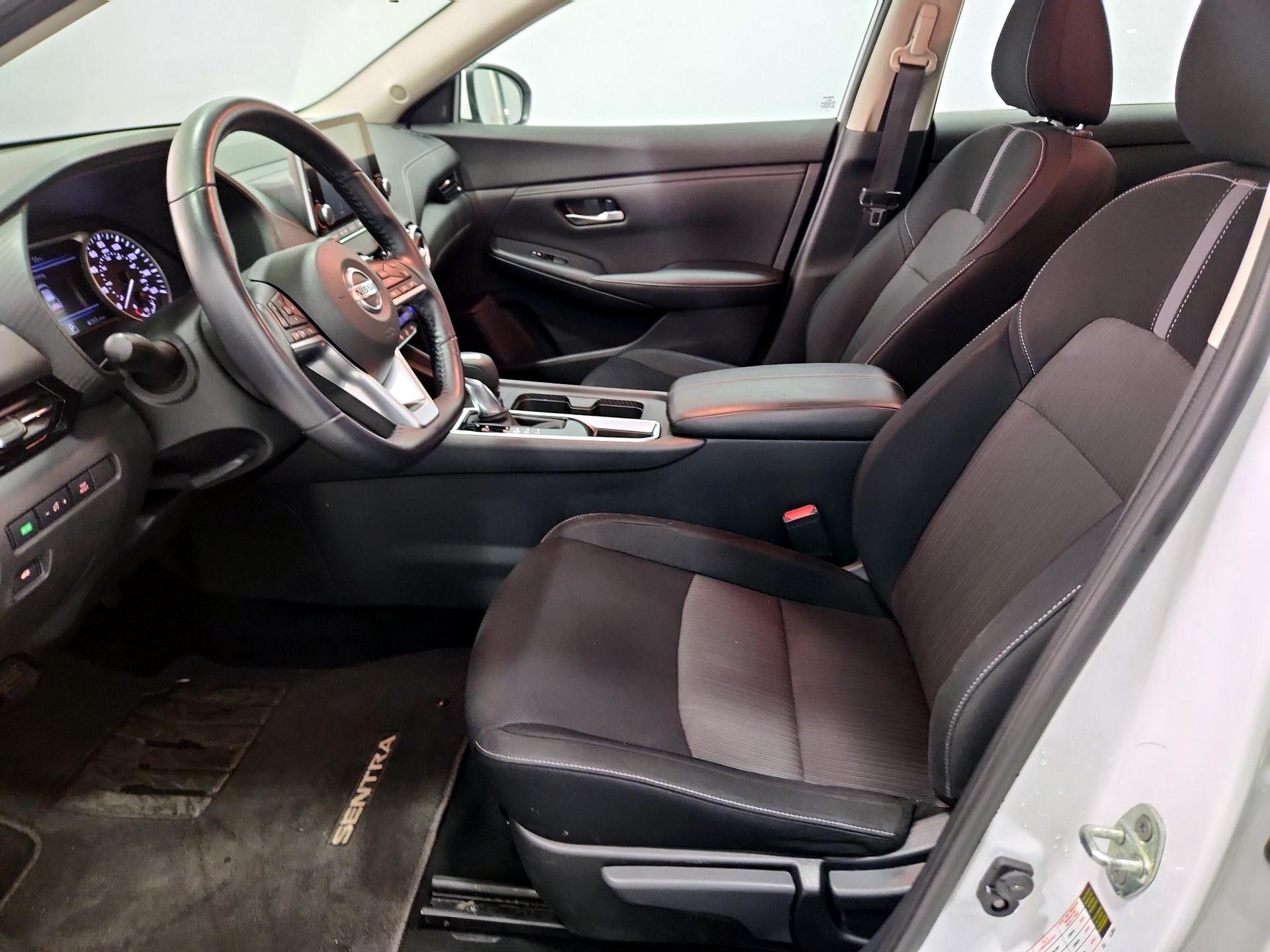 Thumbnail: 2020 Nissan Sentra - 11