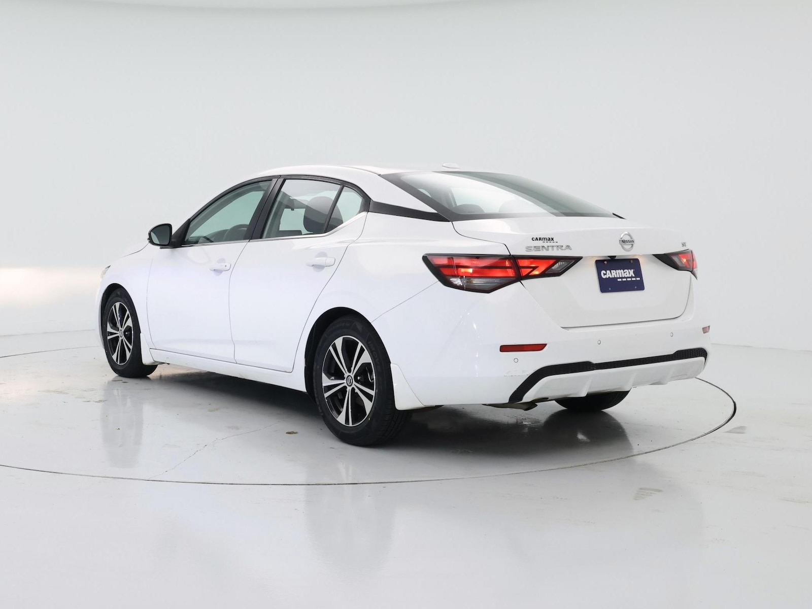 2020 Nissan Sentra SV - Photo 3