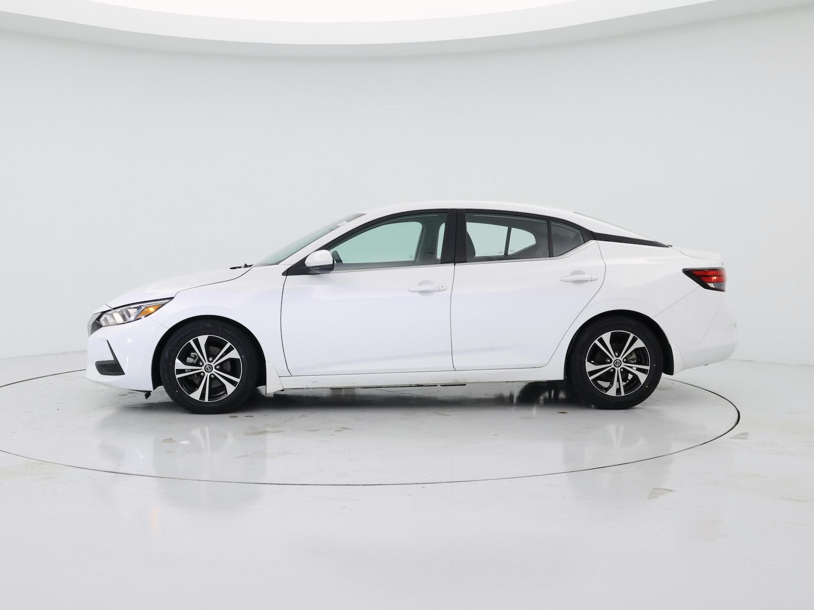 2020 Nissan Sentra SV - Photo 4