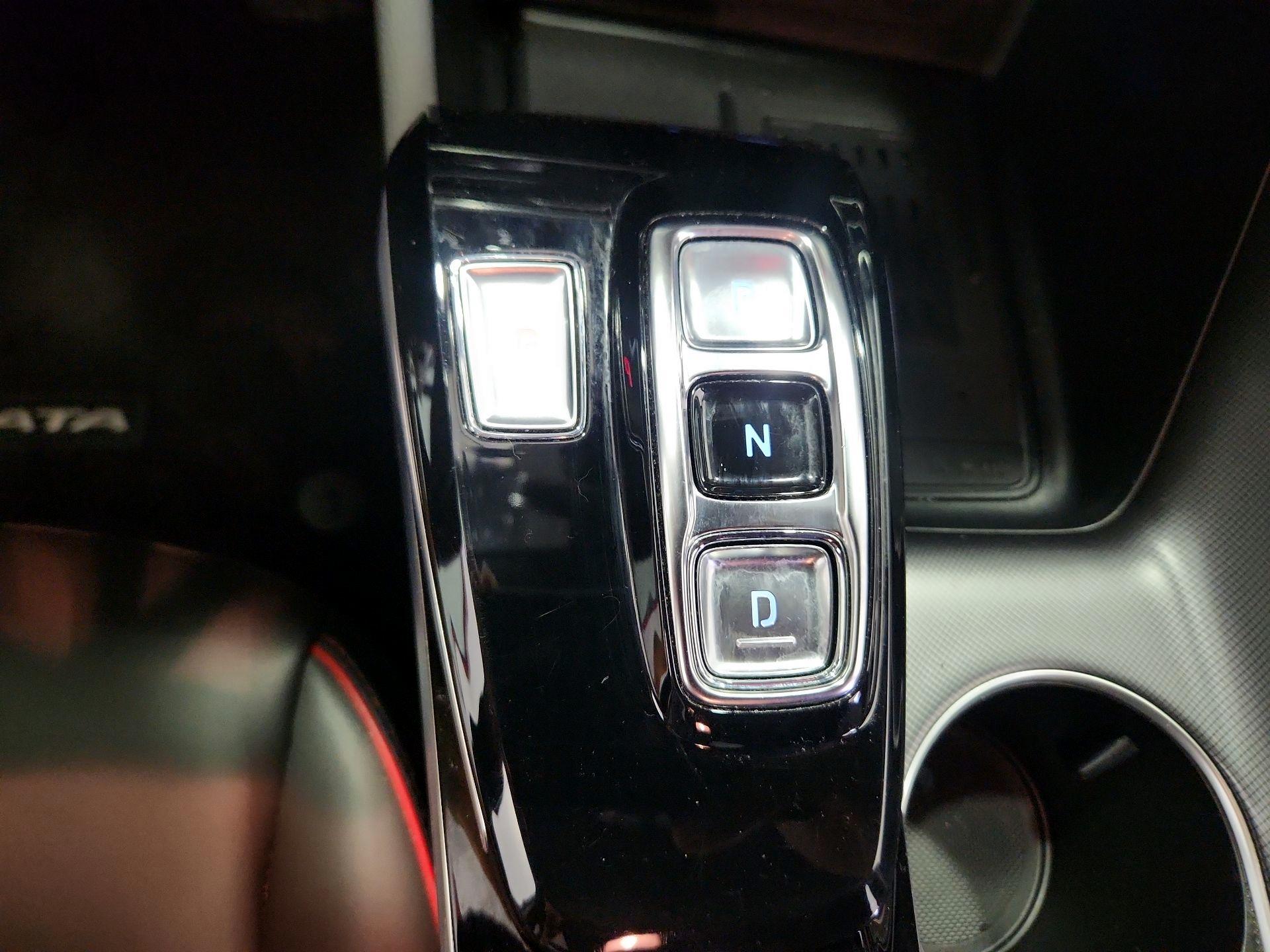 Thumbnail: 2020 Hyundai Sonata - 17