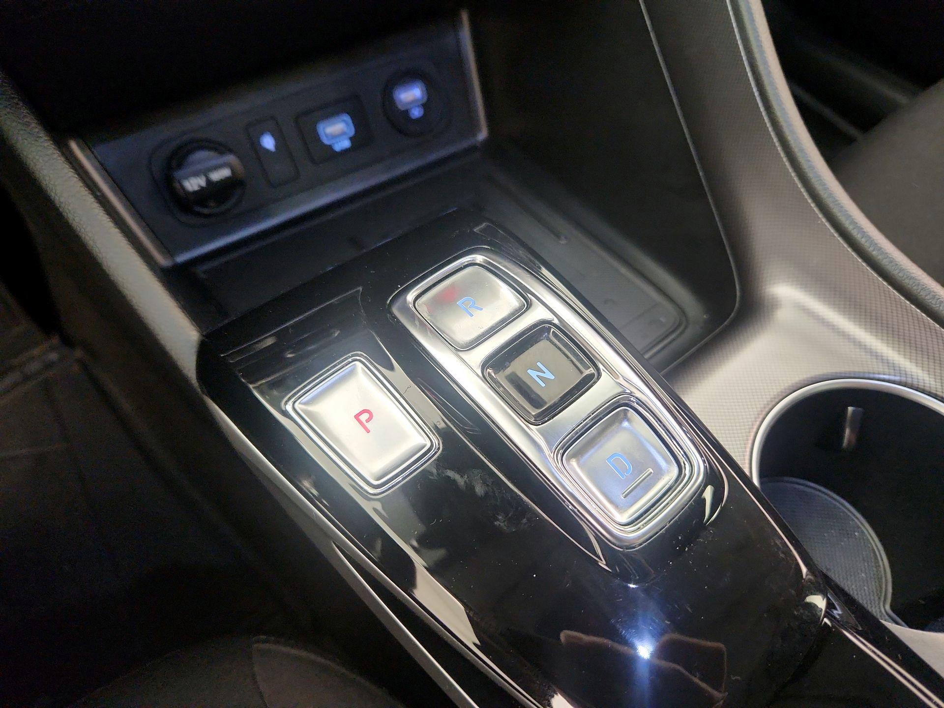 Thumbnail: 2022 Hyundai Sonata - 17