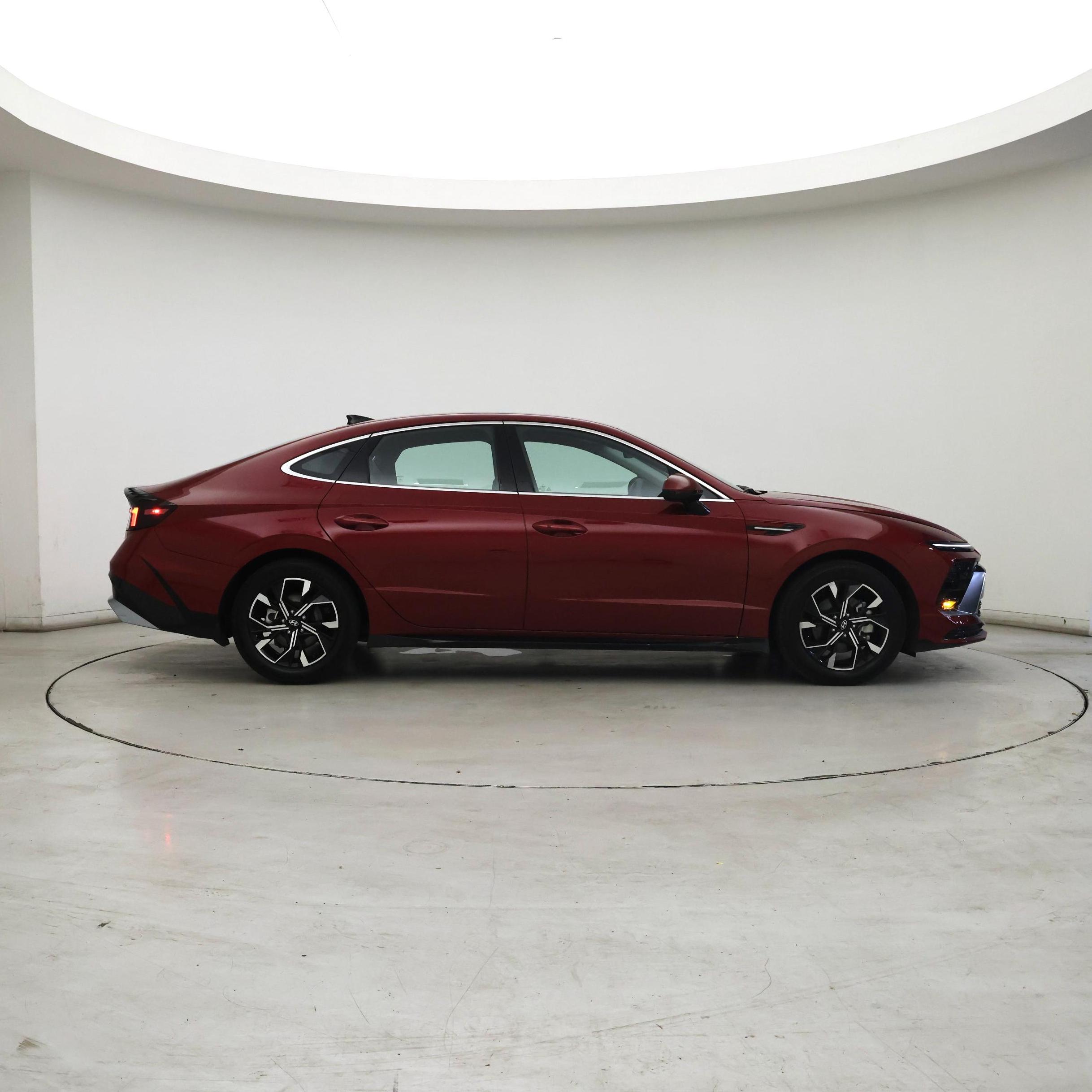 Thumbnail: 2025 Hyundai Sonata - 7
