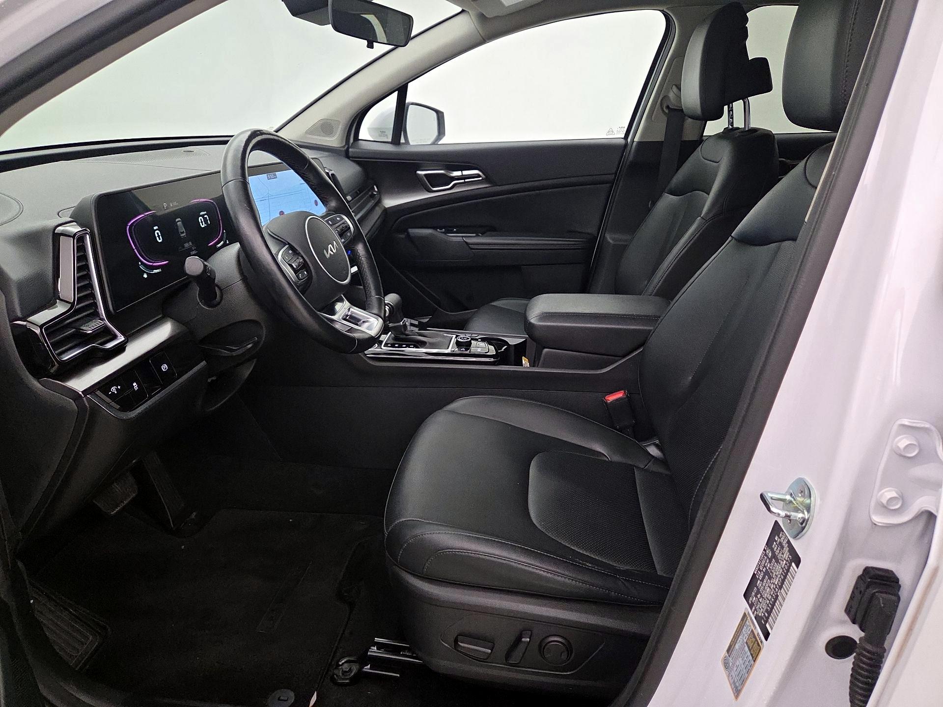 Thumbnail: 2023 Kia Sportage - 11