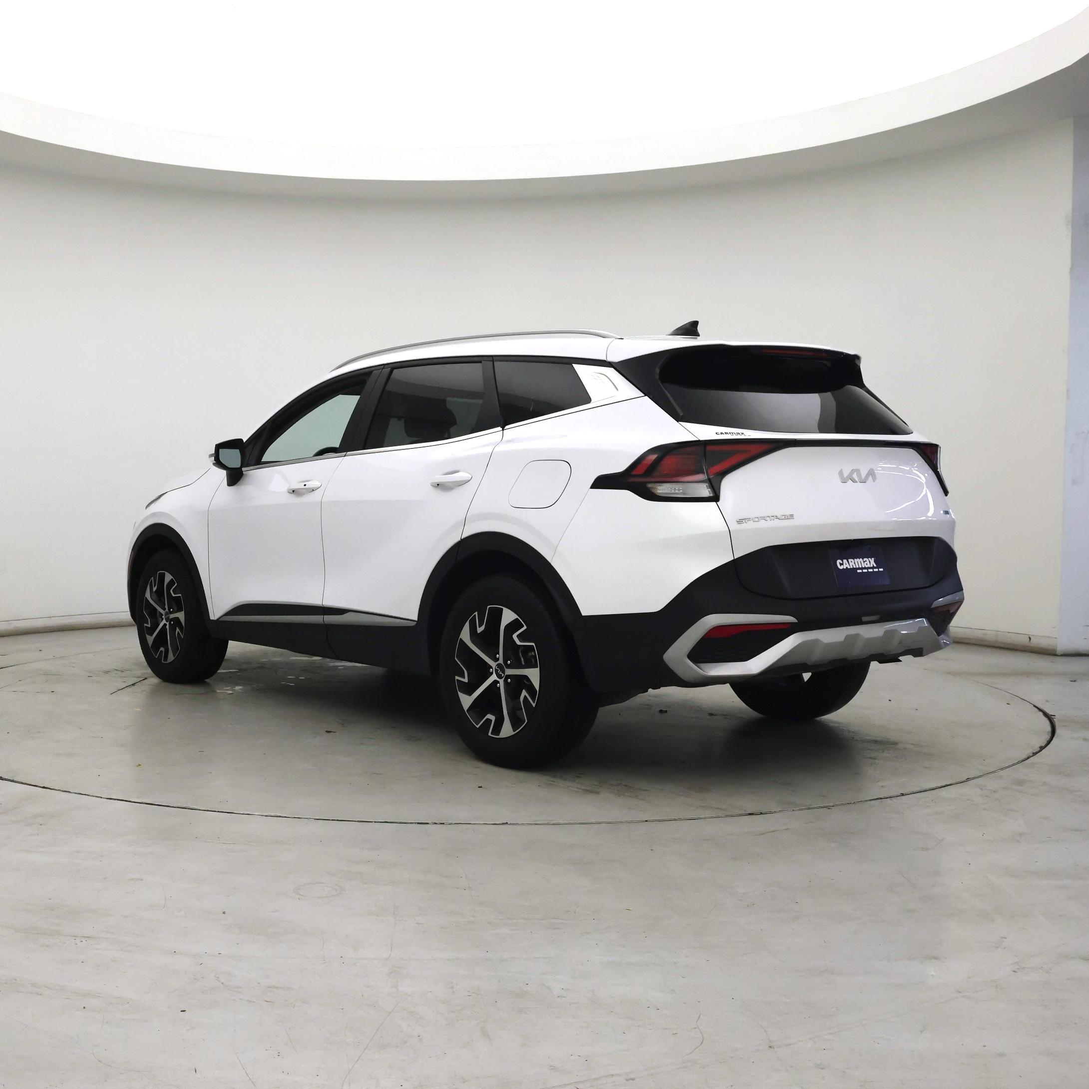 Thumbnail: 2023 Kia Sportage - 2
