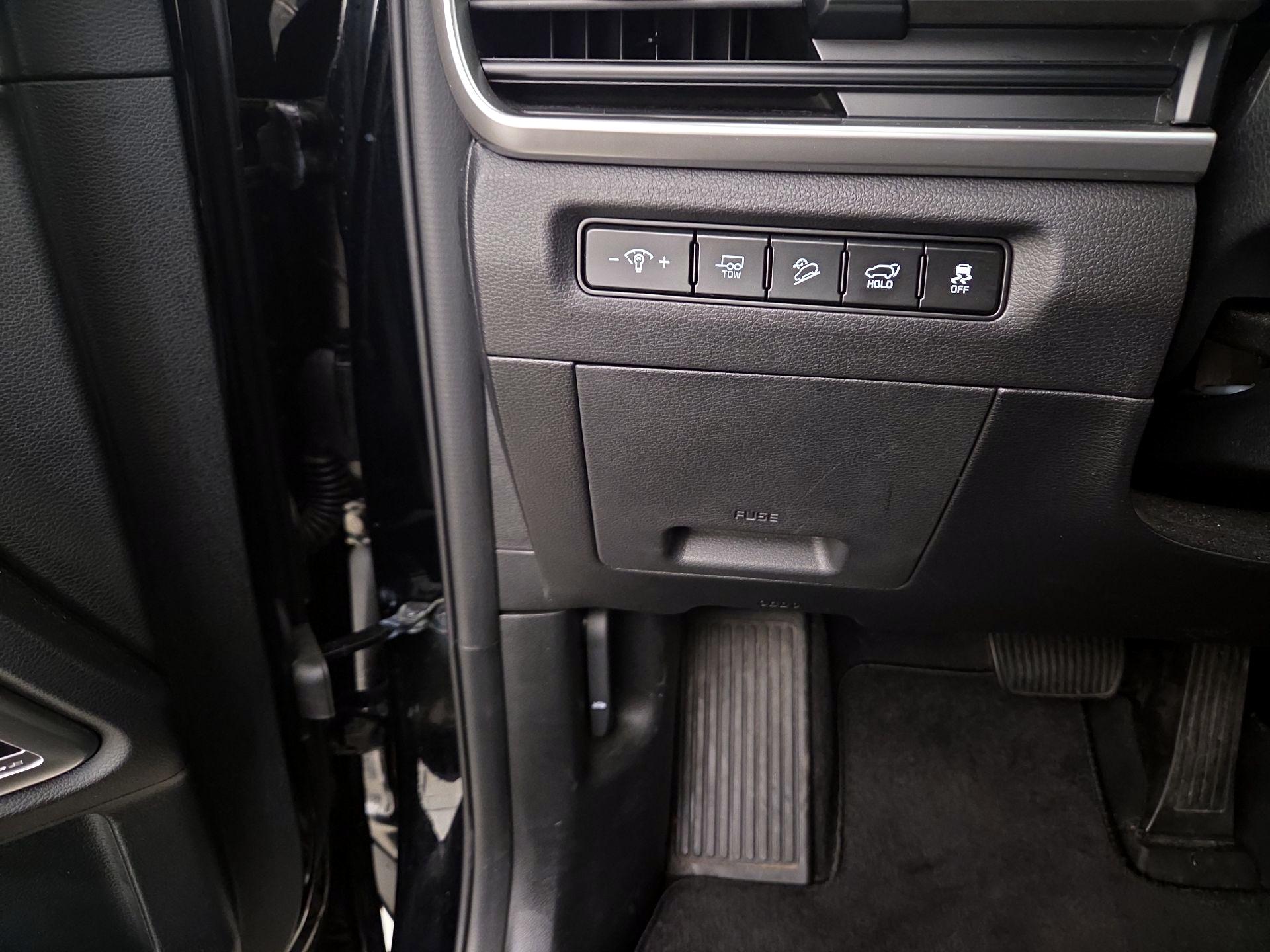 Thumbnail: 2023 Kia Telluride - 13