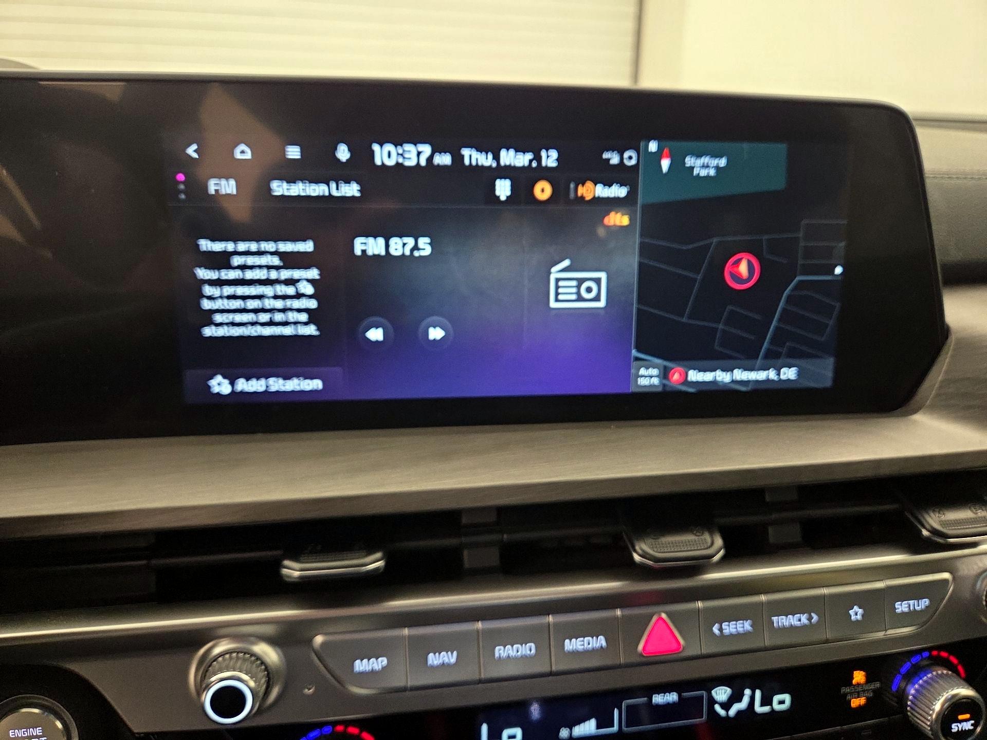 Thumbnail: 2023 Kia Telluride - 15