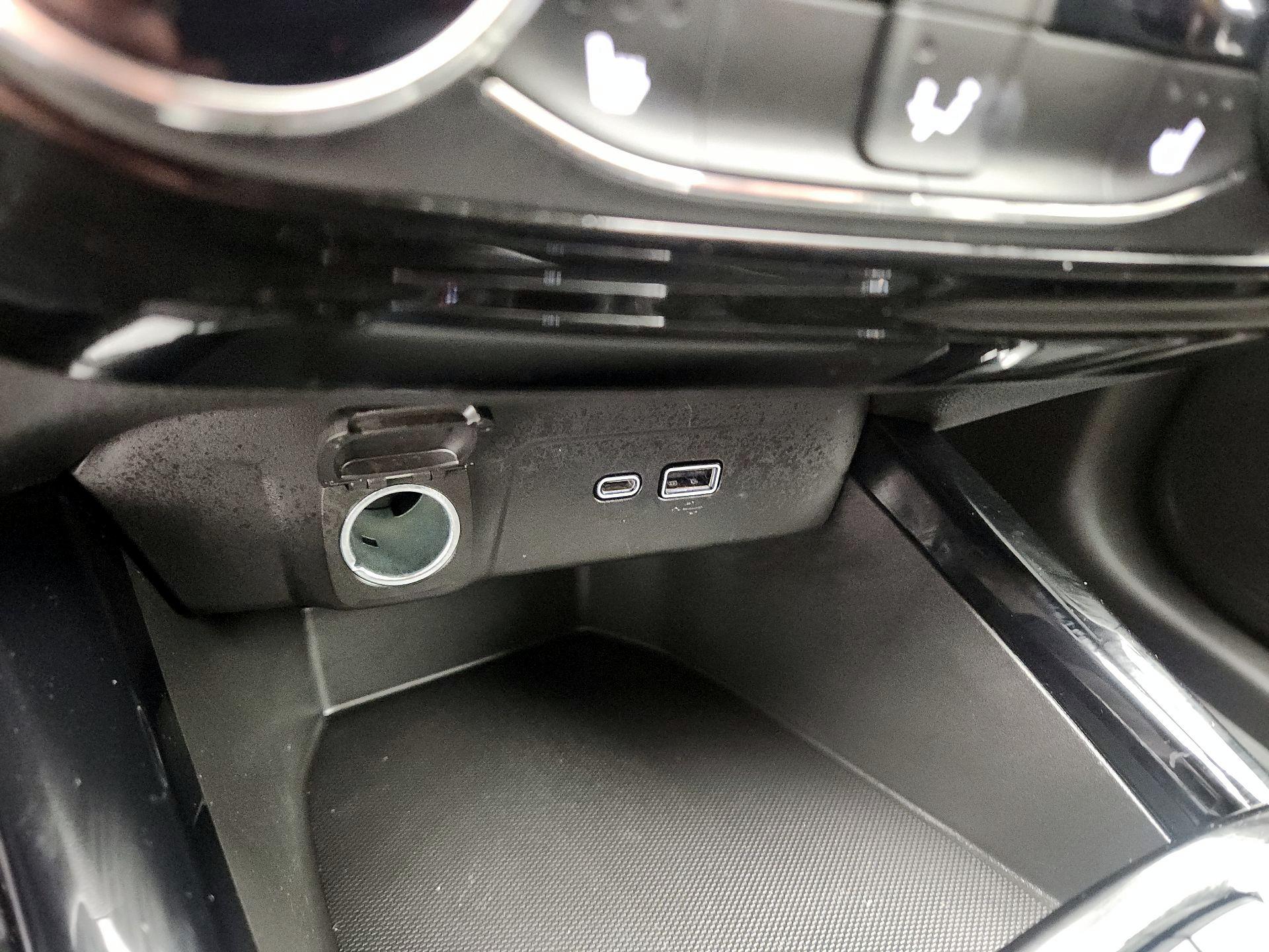 Thumbnail: 2024 Chevrolet Trax - 18