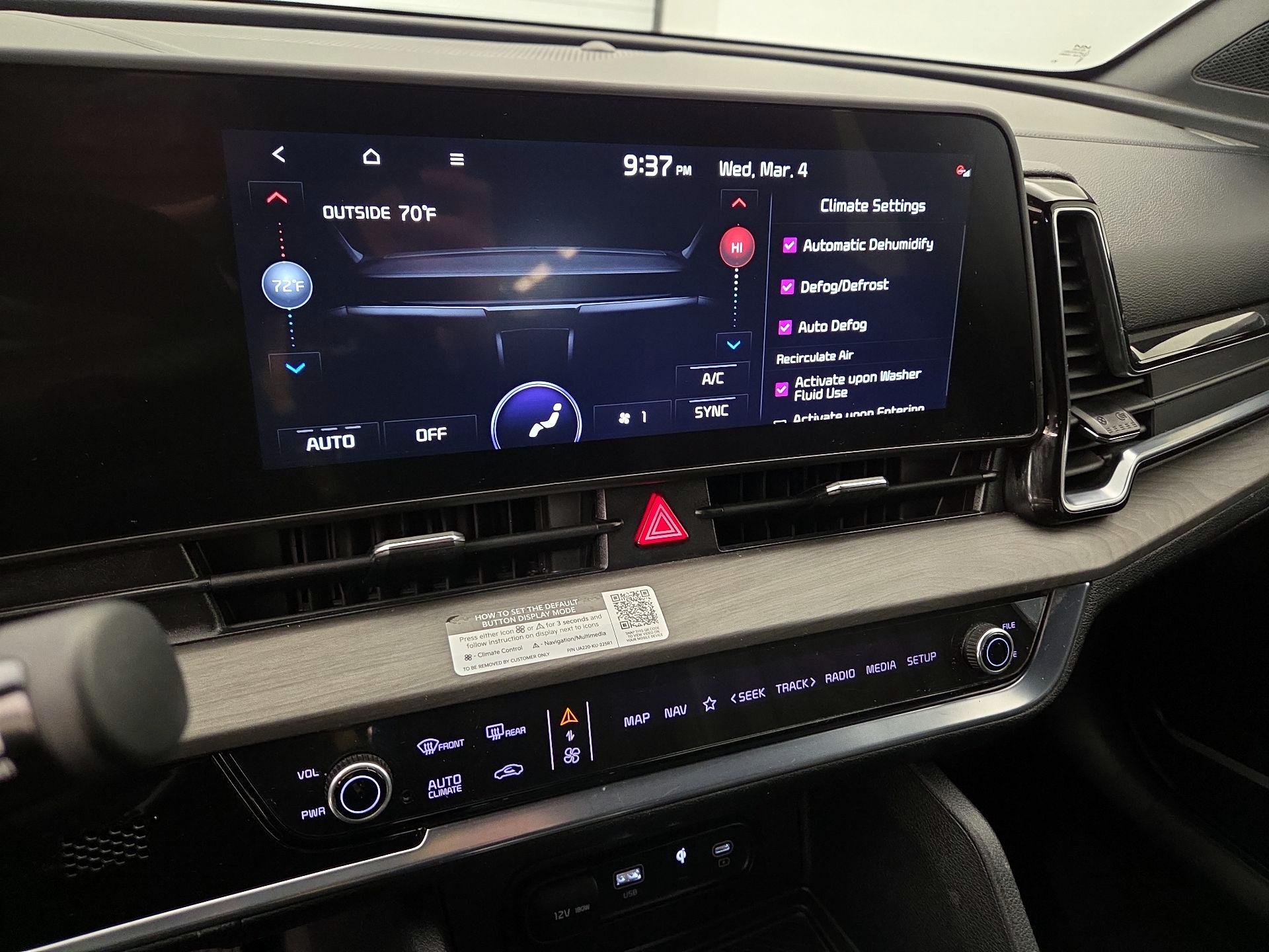 Thumbnail: 2023 Kia Sportage - 16