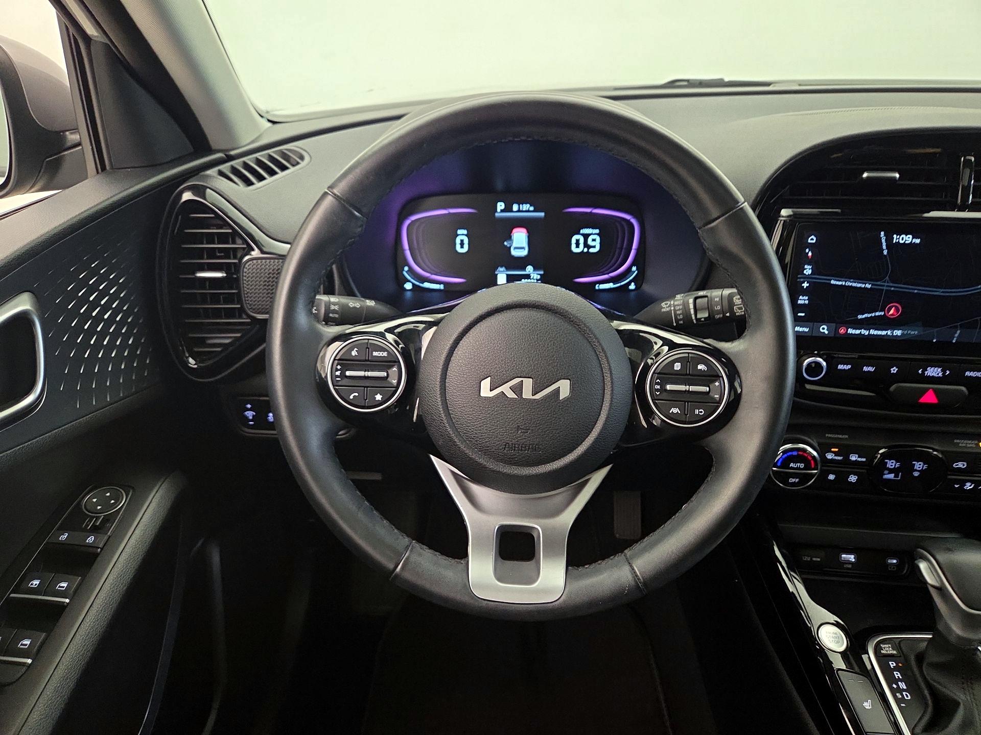 Thumbnail: 2023 Kia Soul - 10