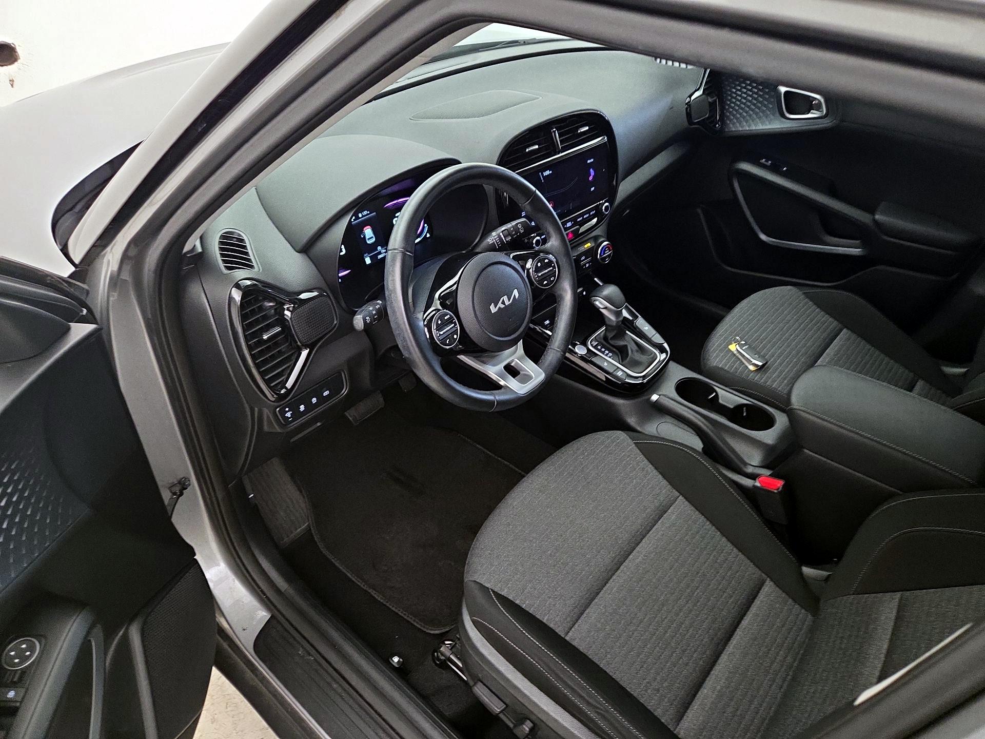 Thumbnail: 2023 Kia Soul - 11