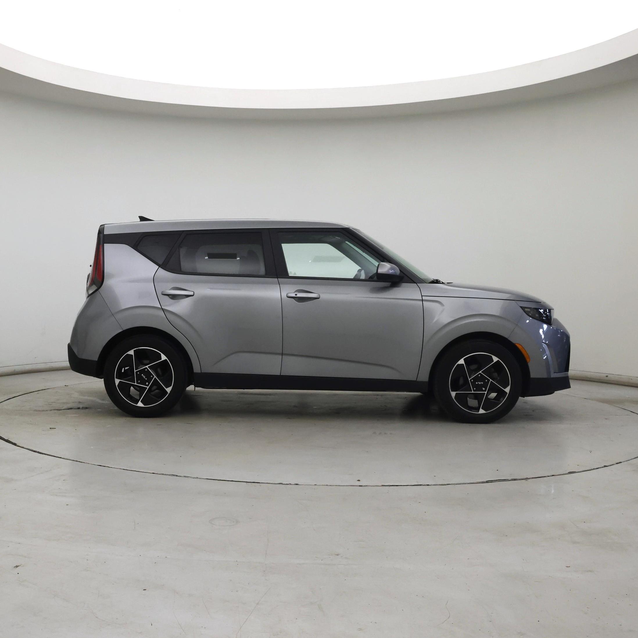 Thumbnail: 2023 Kia Soul - 7