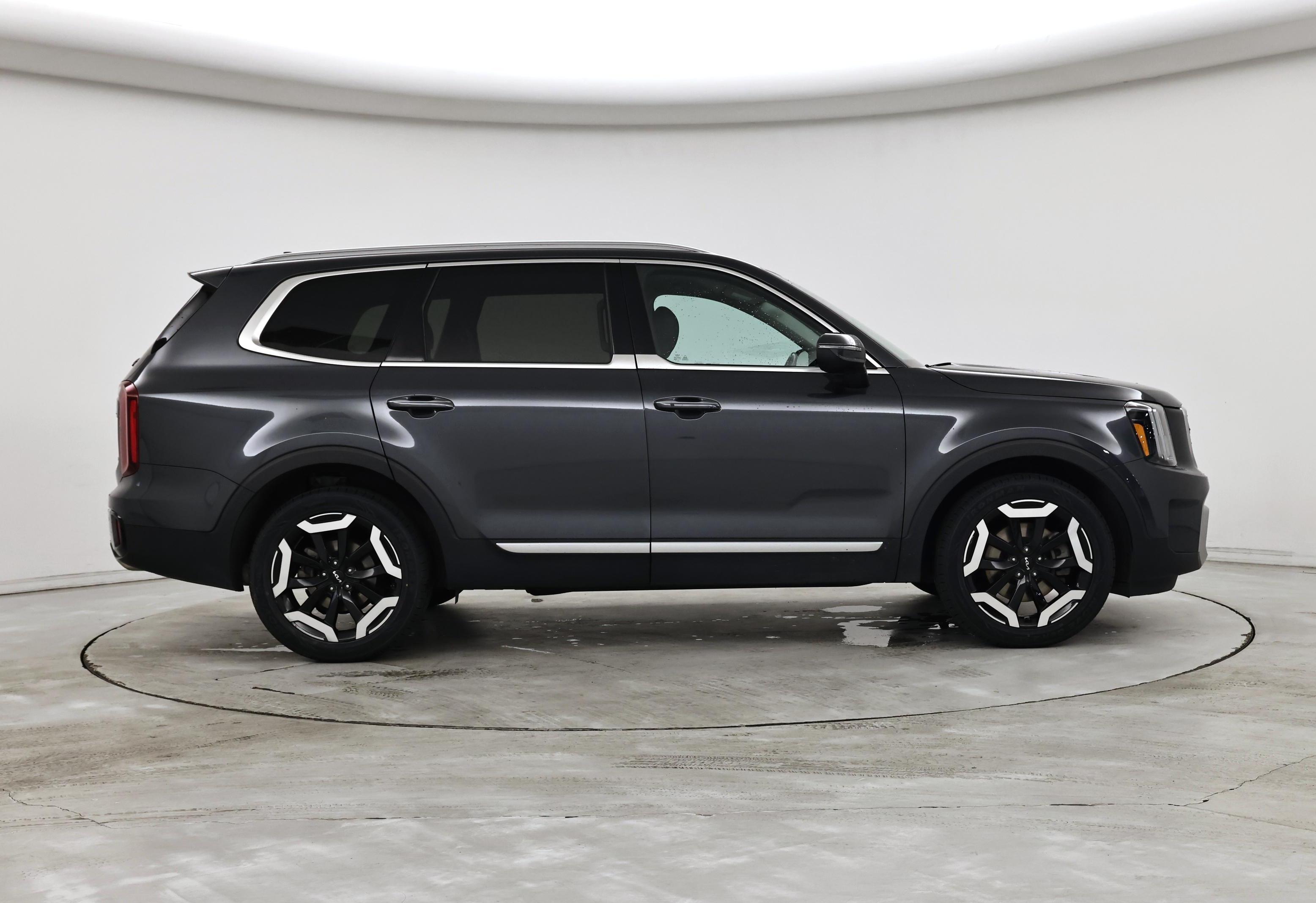 Thumbnail: 2023 Kia Telluride - 7